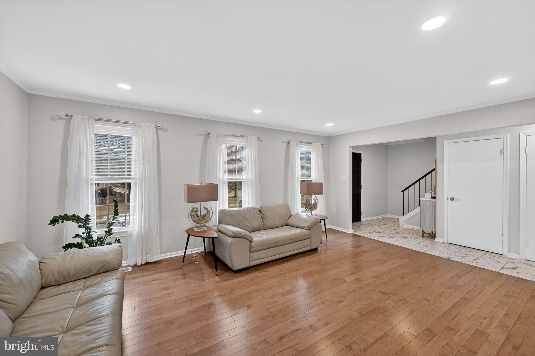 COURTS OF CHANDON - Residential