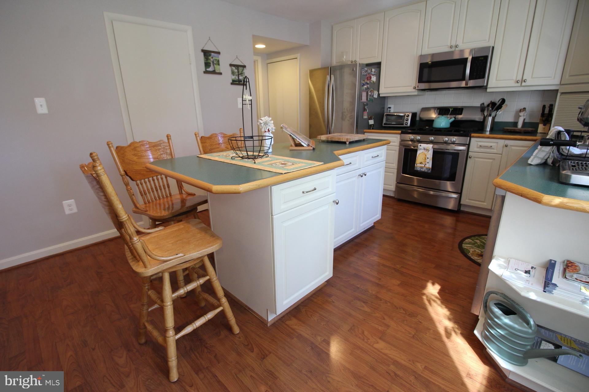 1403 GREENMONT COURT