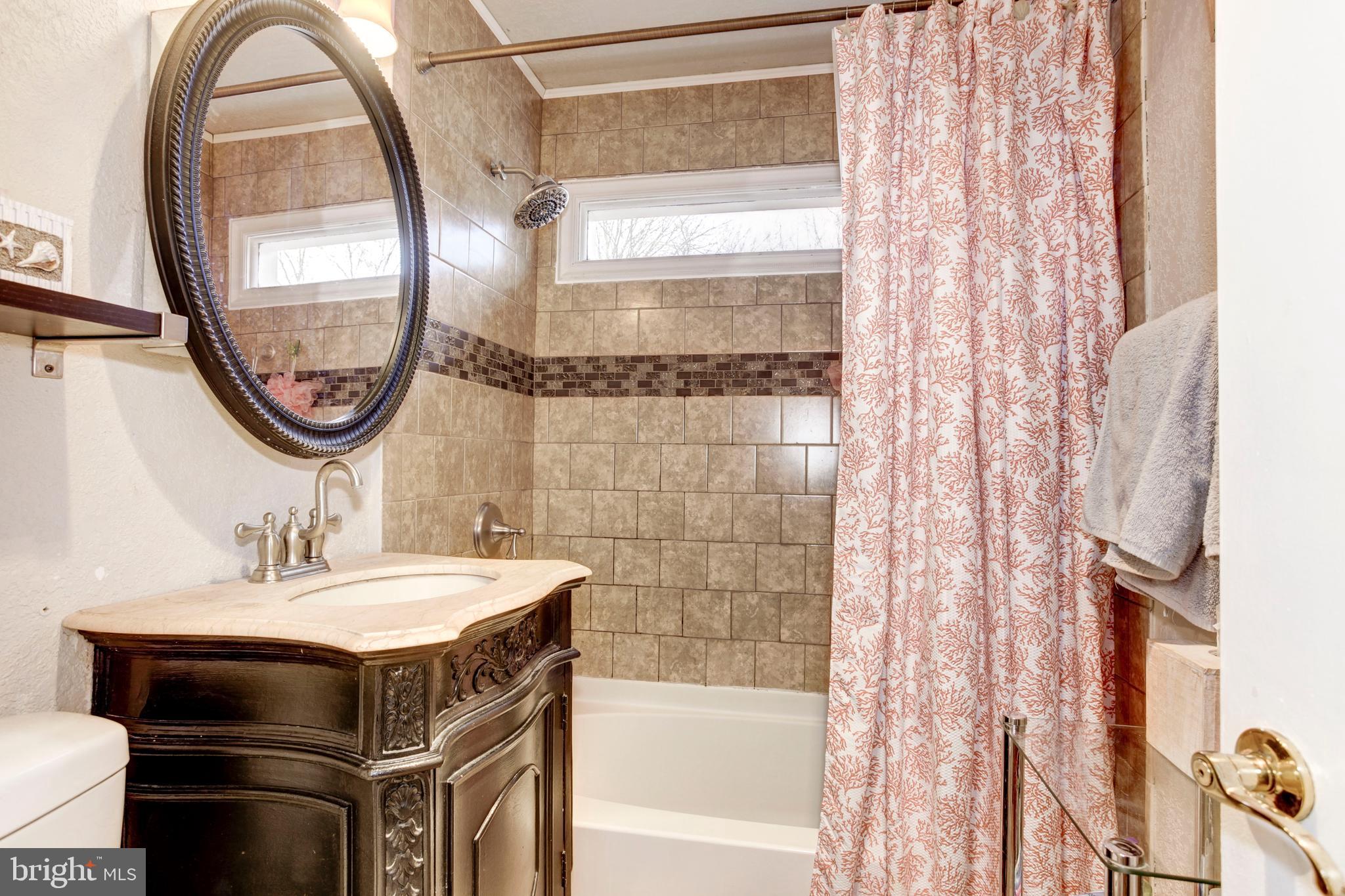 LAKE RIDGE PART 1 - Residential