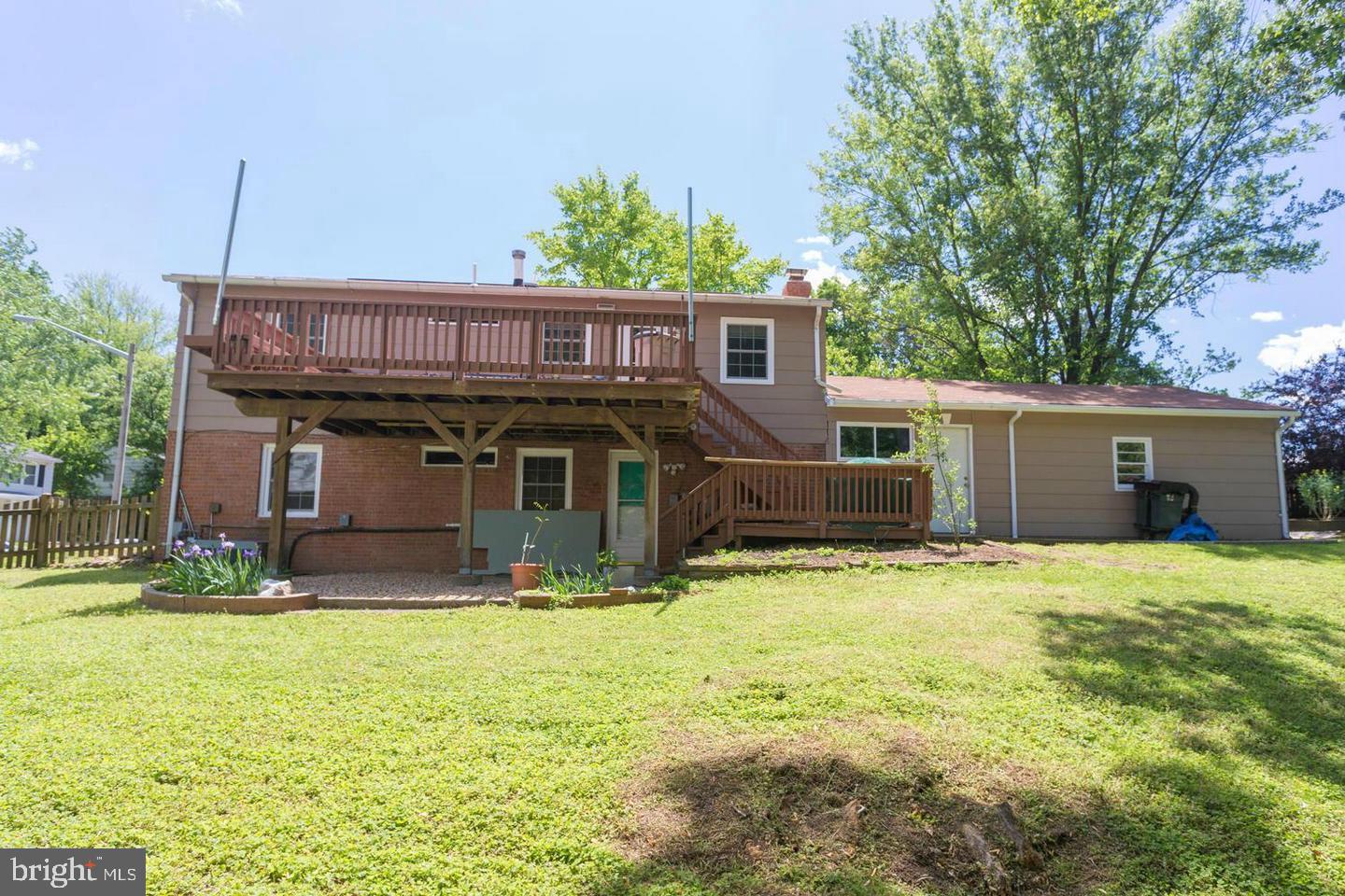 LAKE RIDGE PART 1 - Residential