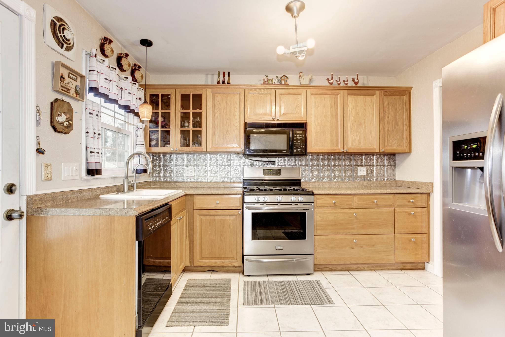 LAKE RIDGE PART 1 - Residential