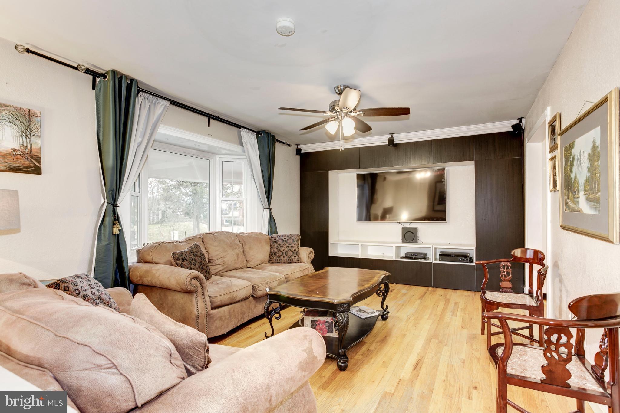 LAKE RIDGE PART 1 - Residential