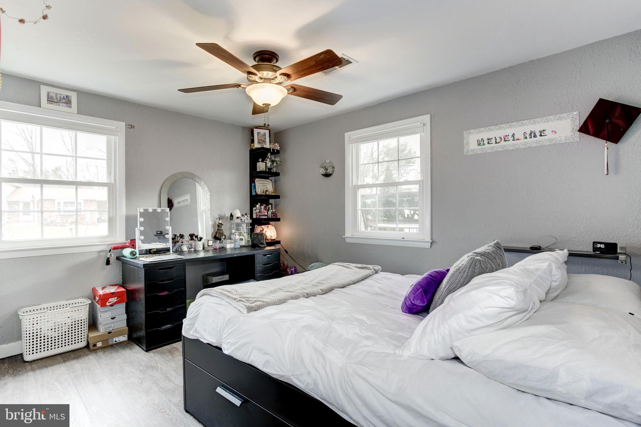 LAKE RIDGE PART 1 - Residential