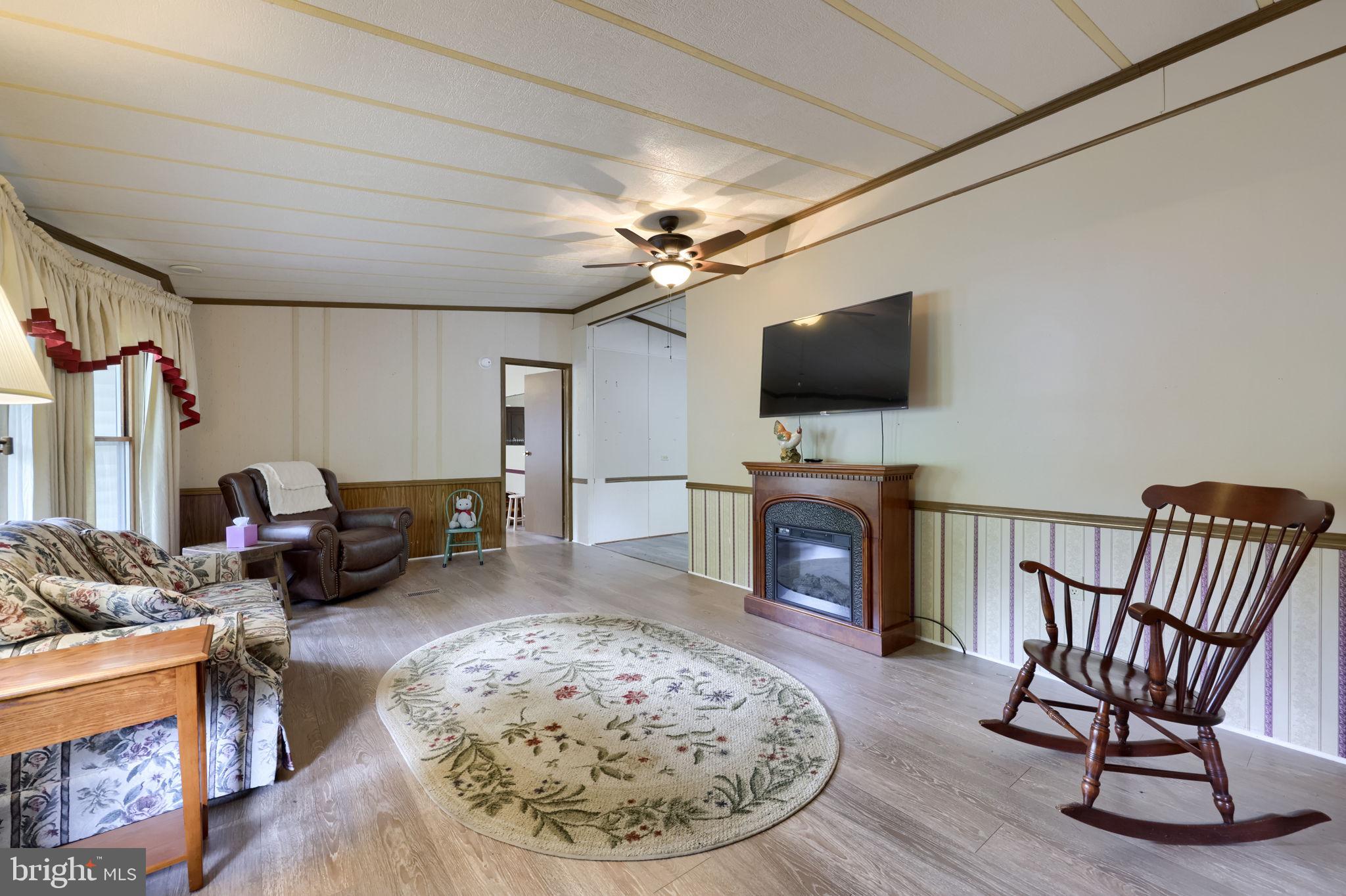 GRETNA SPRINGS COMMUNITY - Residential