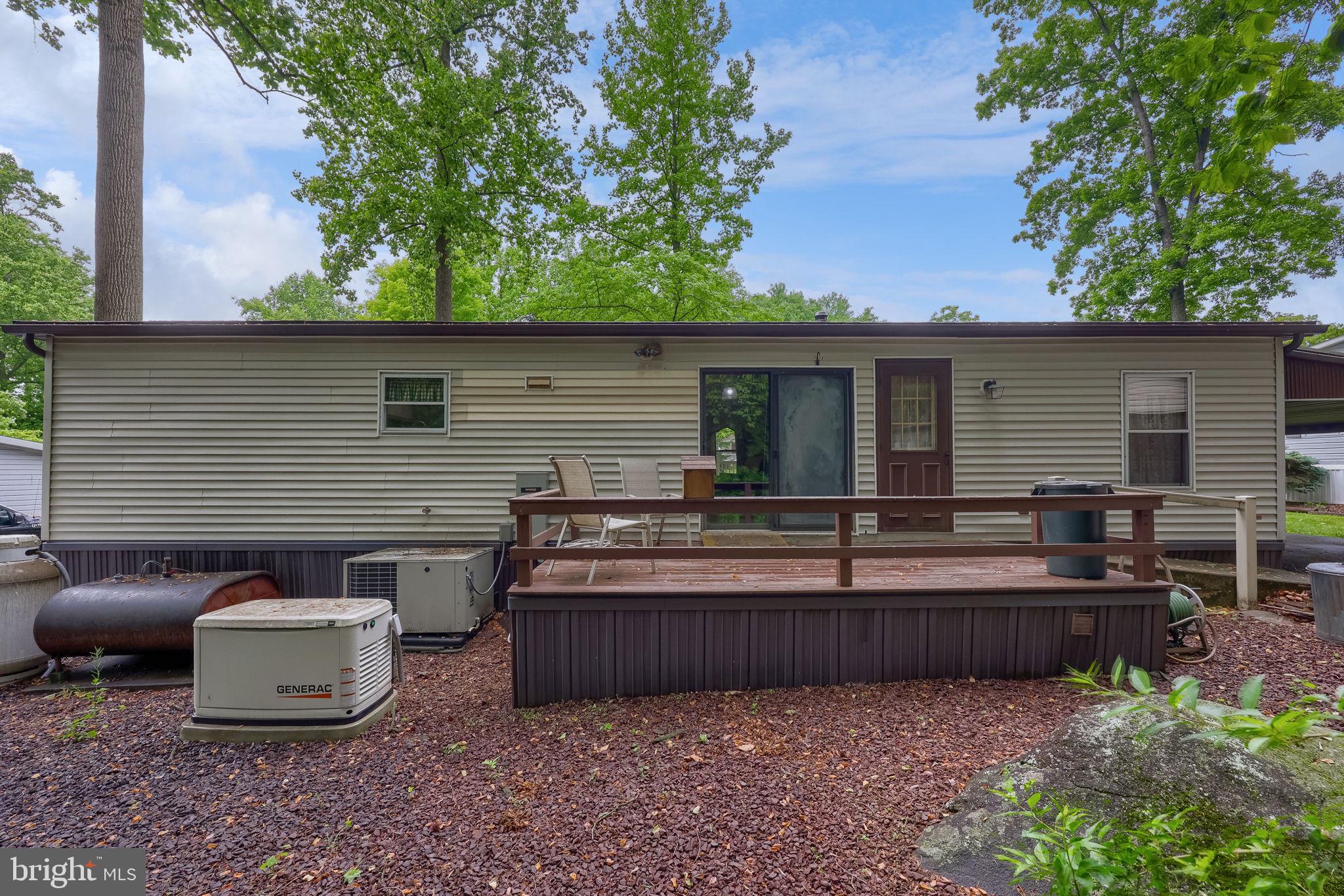 GRETNA SPRINGS COMMUNITY - Residential