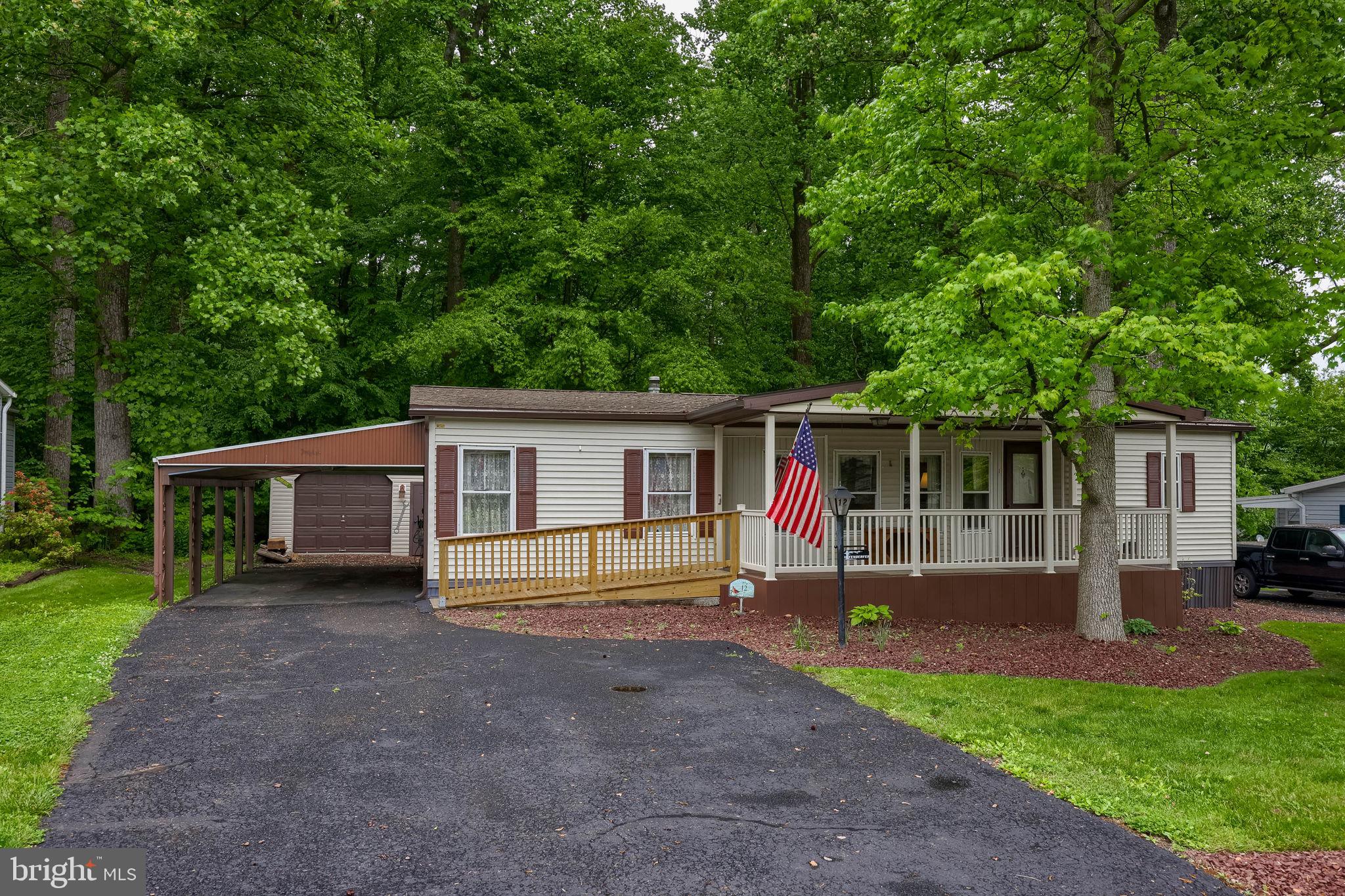 12 POPLAR DRIVE