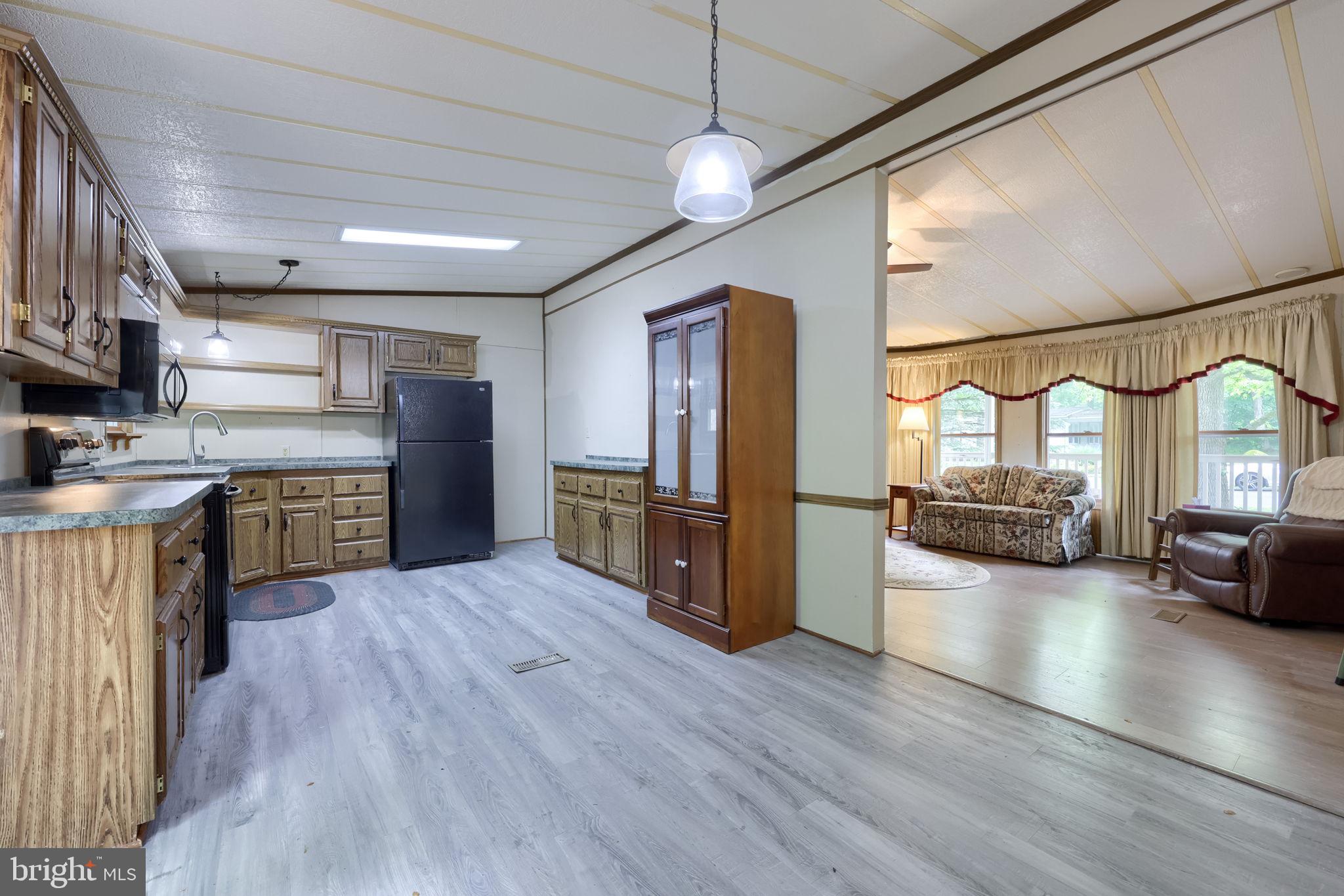 GRETNA SPRINGS COMMUNITY - Residential