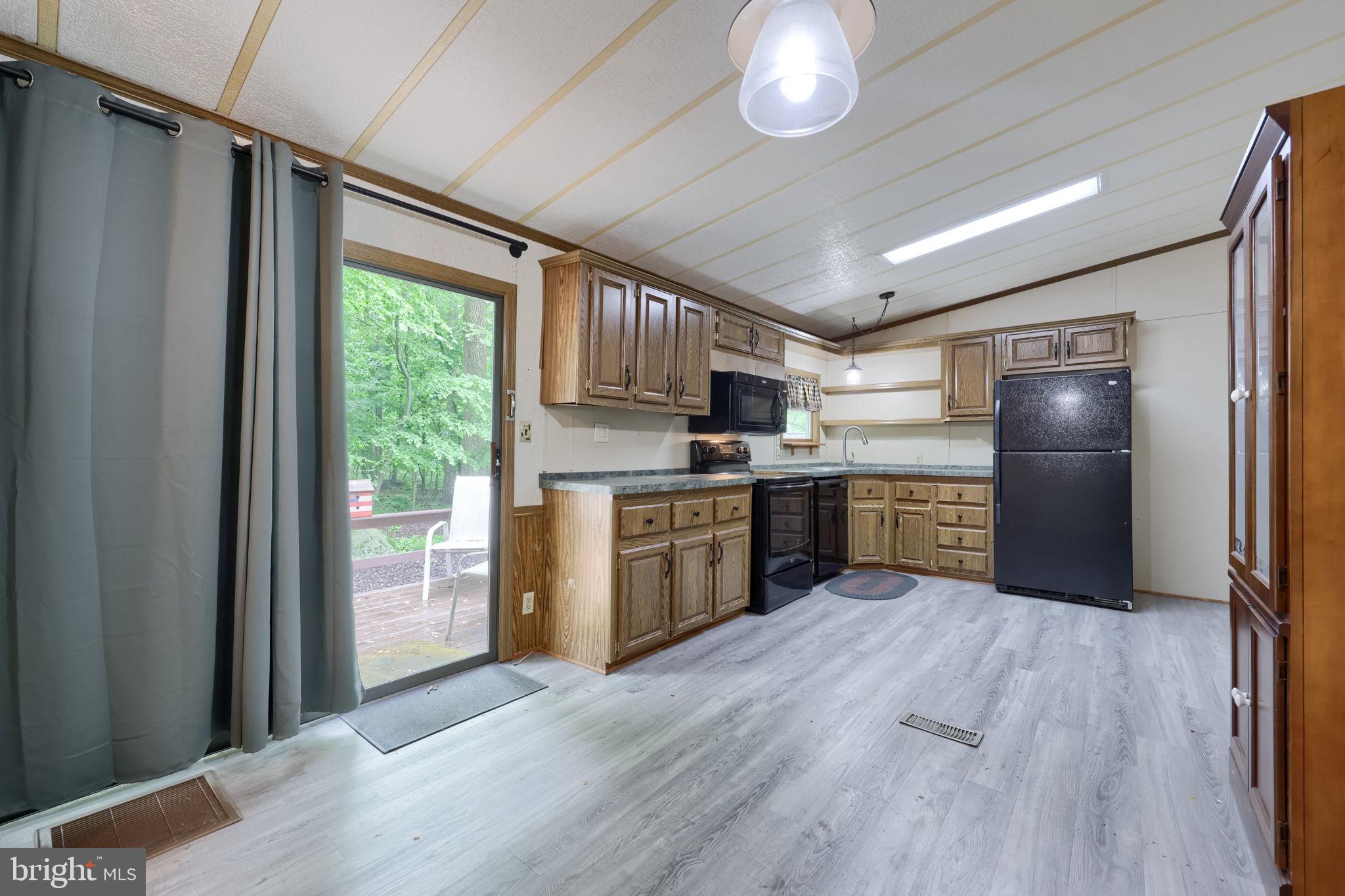 GRETNA SPRINGS COMMUNITY - Residential