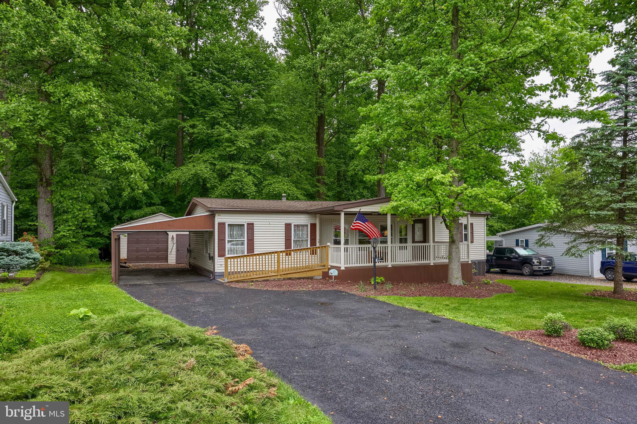 GRETNA SPRINGS COMMUNITY - Residential