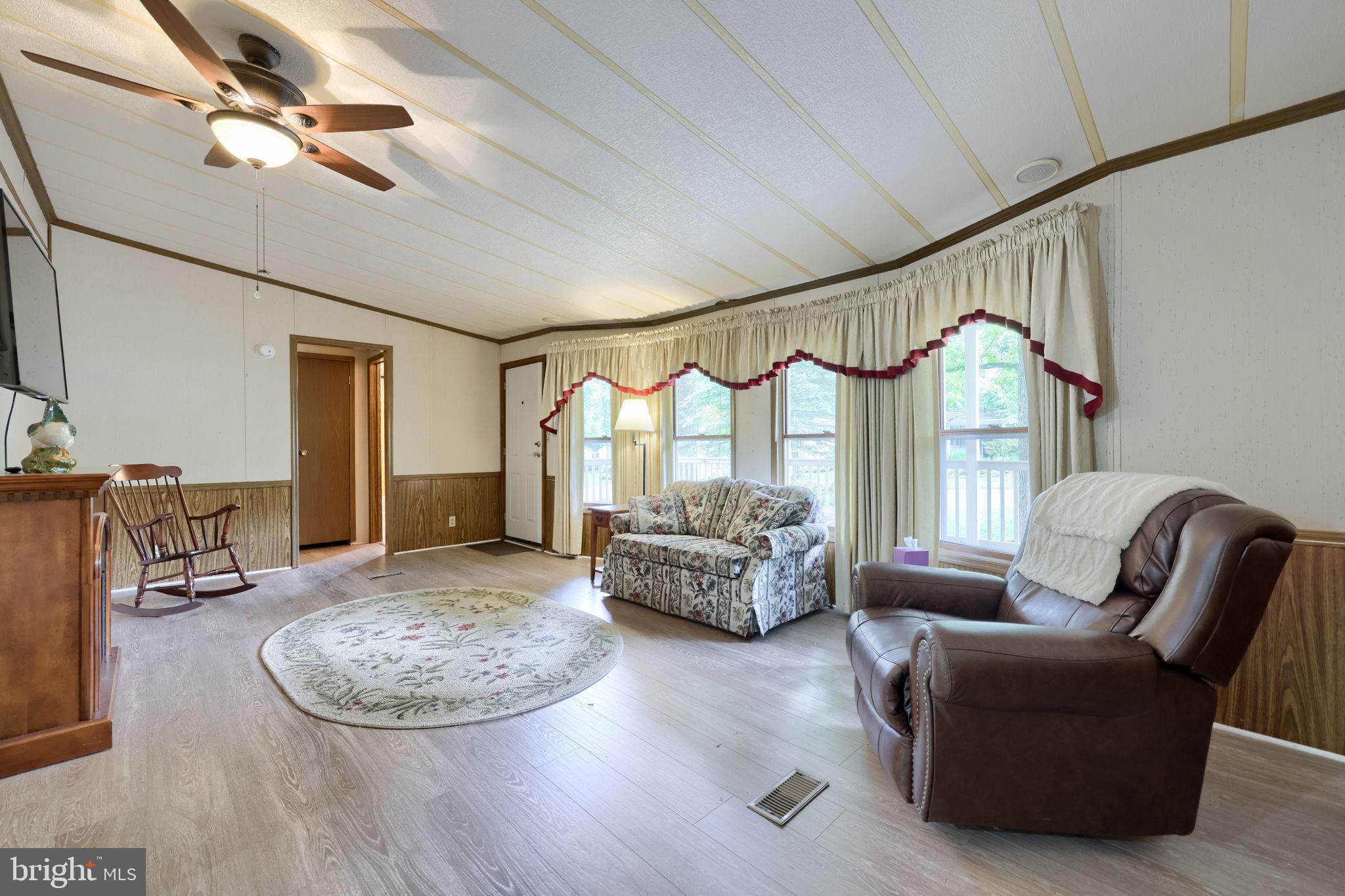 GRETNA SPRINGS COMMUNITY - Residential