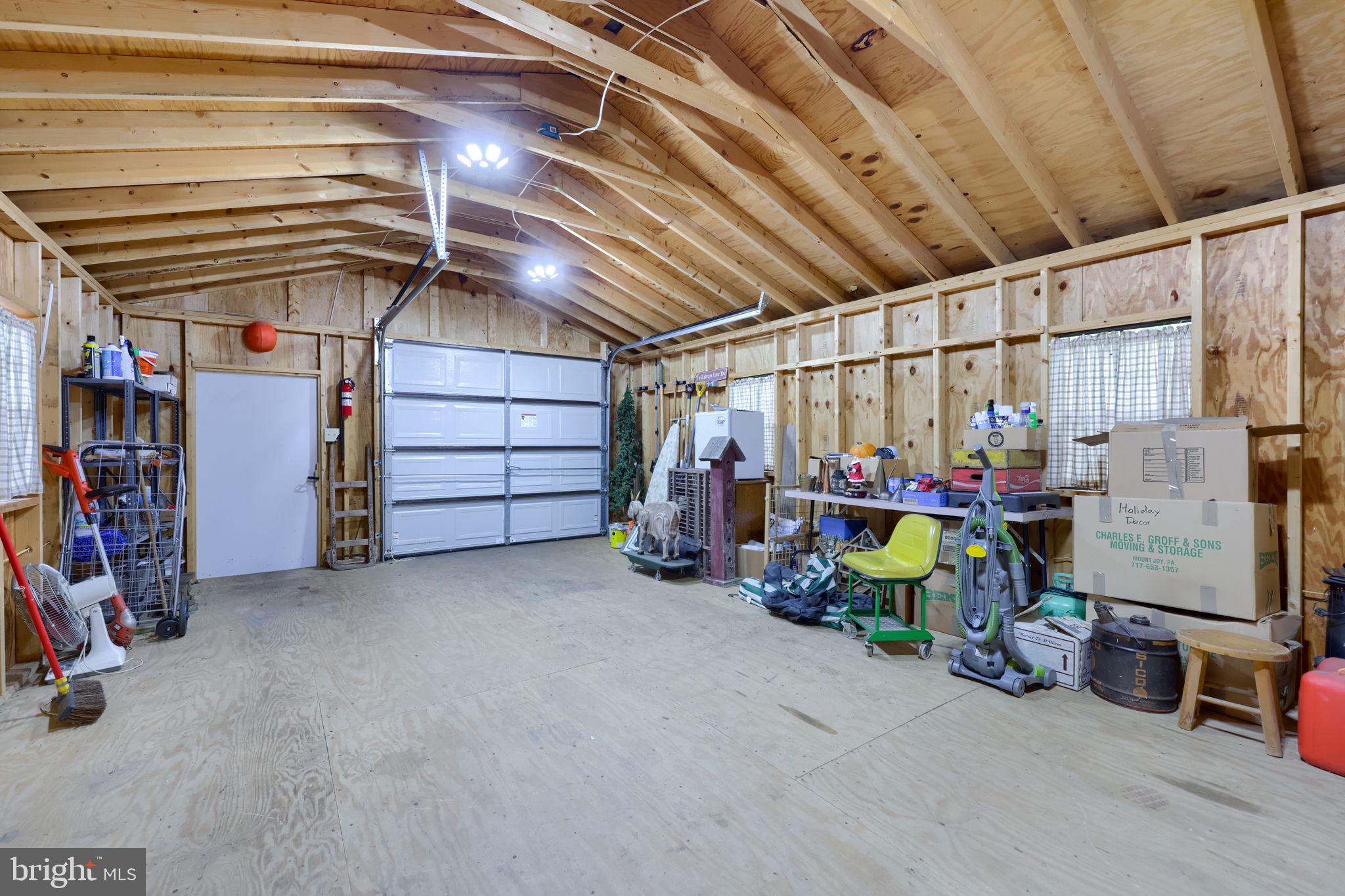 GRETNA SPRINGS COMMUNITY - Residential