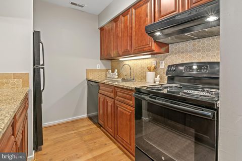 Tiny photo for 79 Greenwich Place #79, BALTIMORE, MD 21208 (MLS # MDBC2144414)