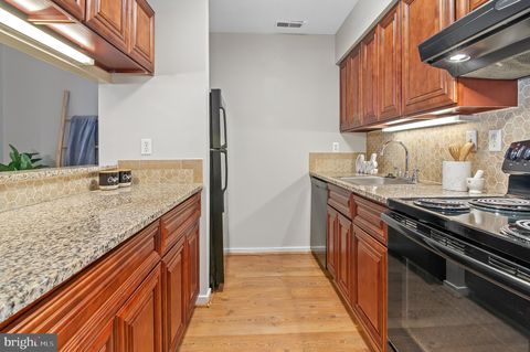 Tiny photo for 79 Greenwich Place #79, BALTIMORE, MD 21208 (MLS # MDBC2144414)