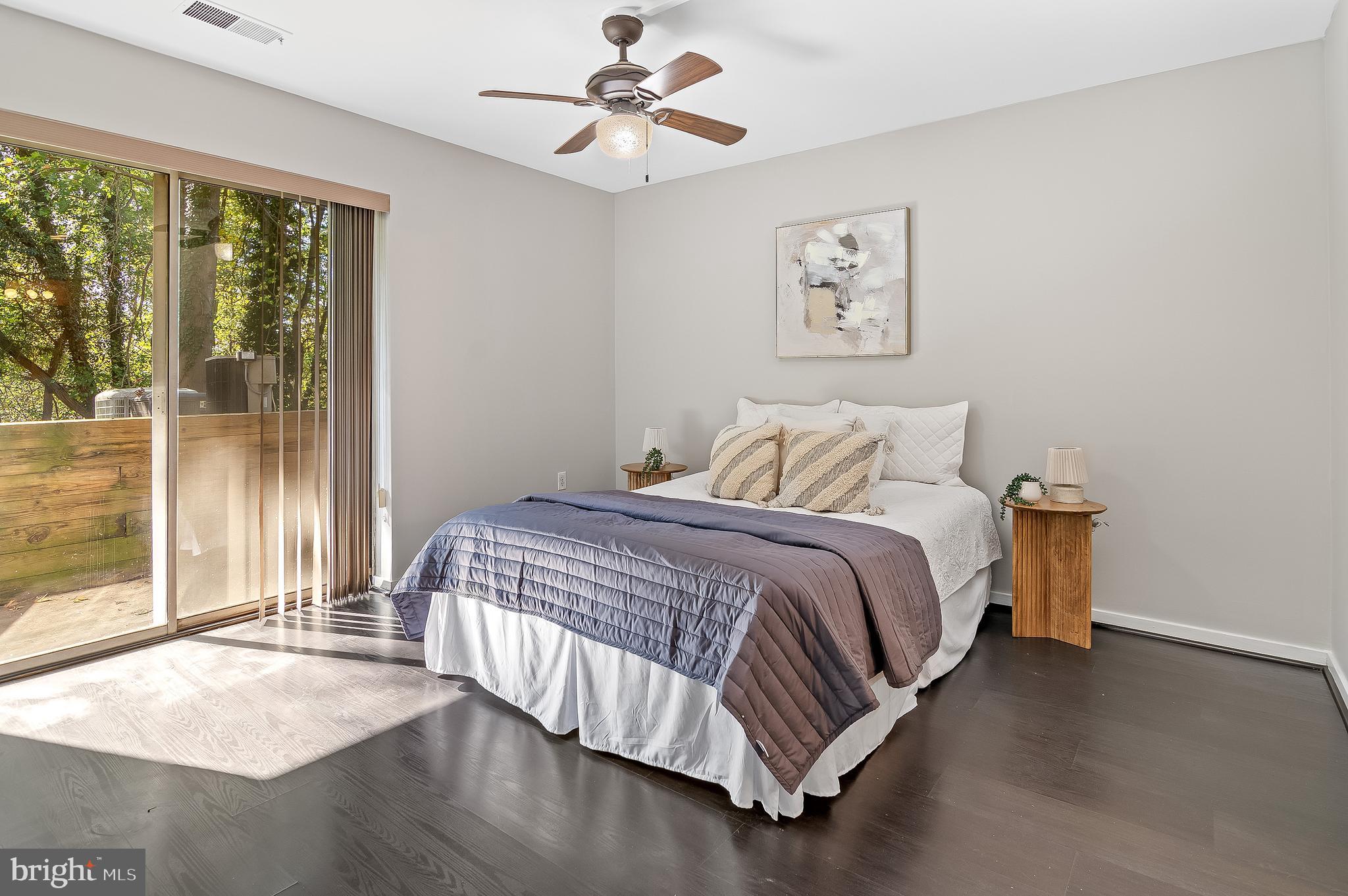 BEDFORD COMMONS - Residential