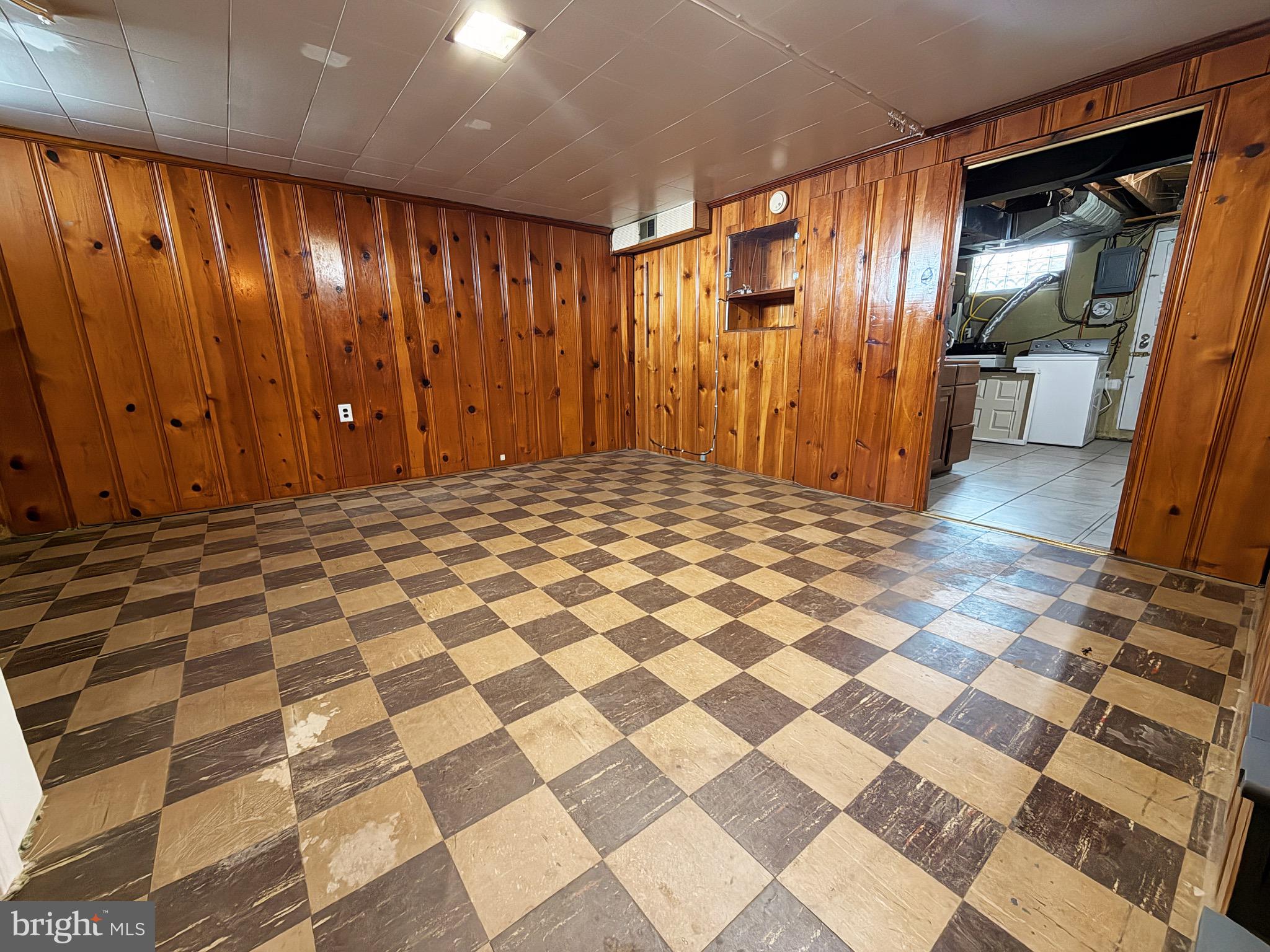 EASTWOOD - Residential