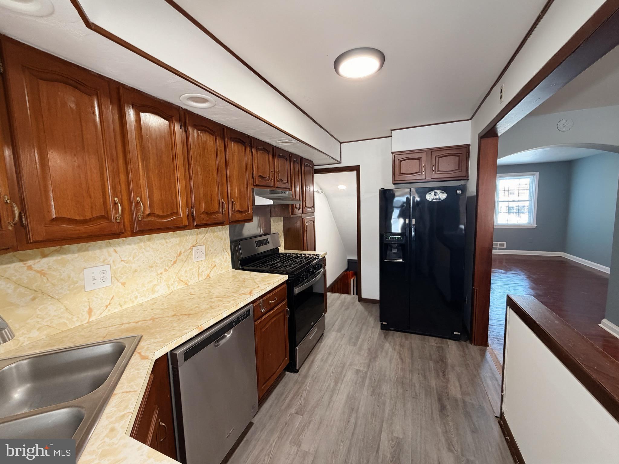 EASTWOOD - Residential