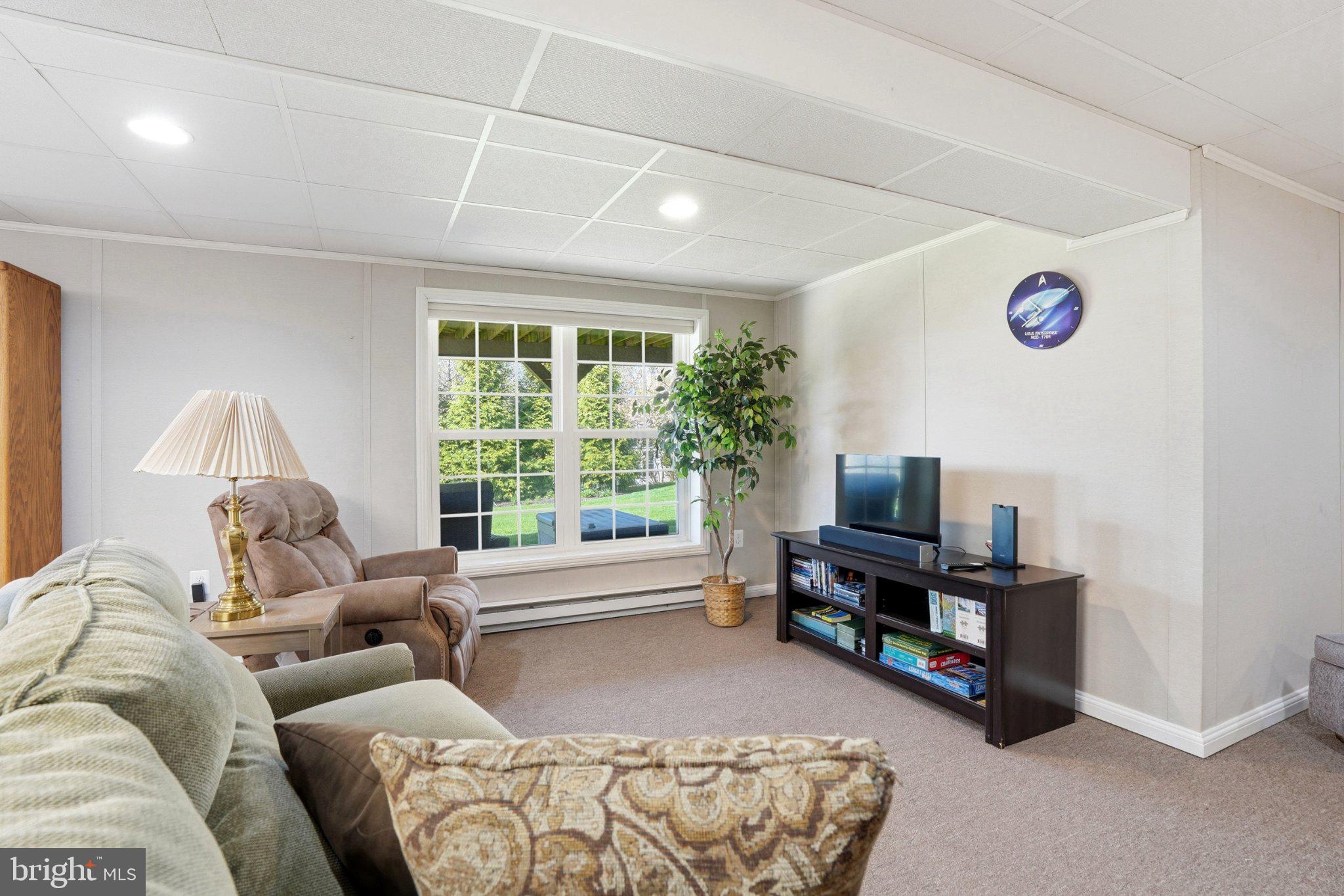 PENNS MEADOW - Residential