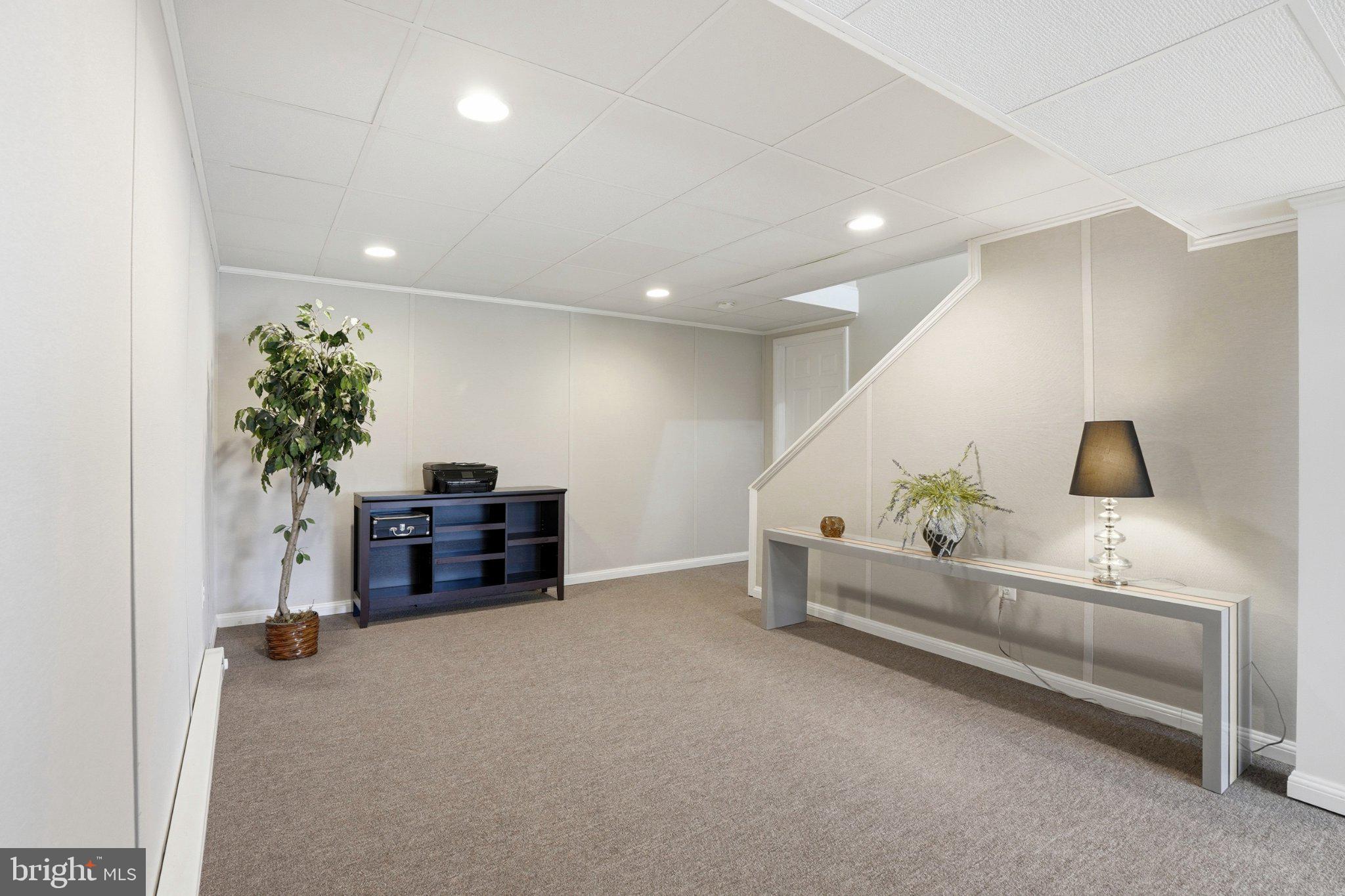 PENNS MEADOW - Residential