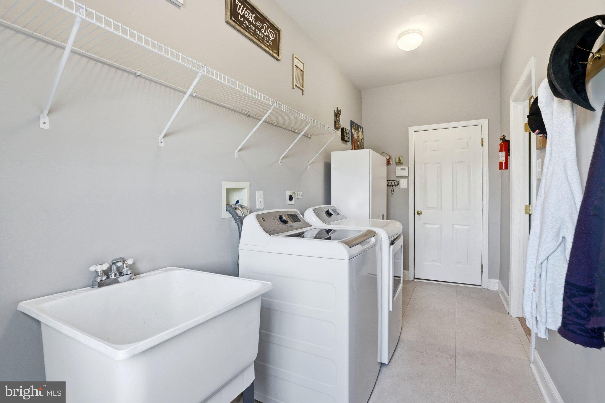 PENNS MEADOW - Residential