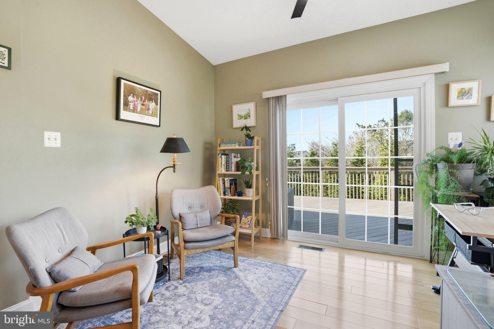 PENNS MEADOW - Residential