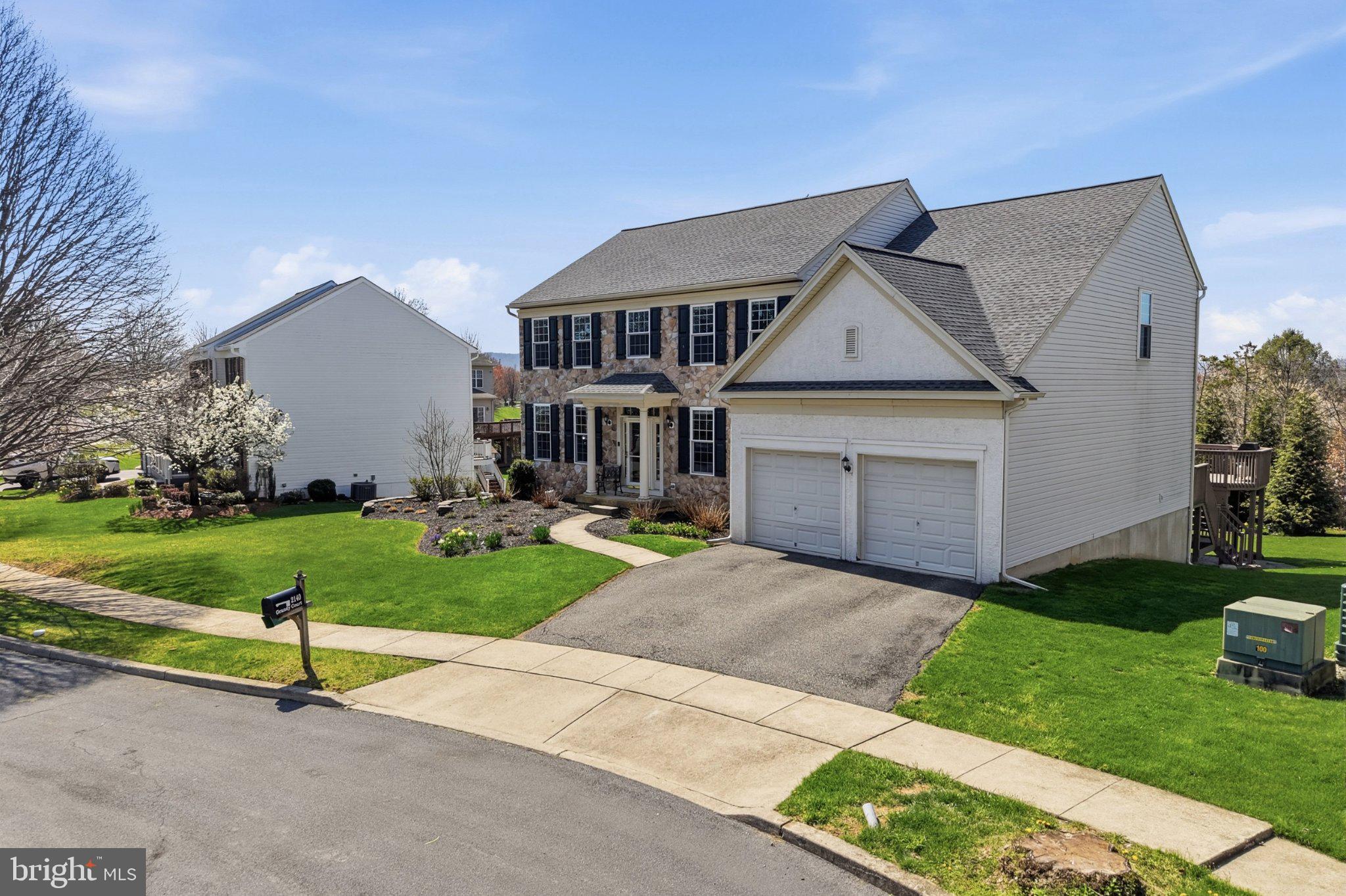 PENNS MEADOW - Residential