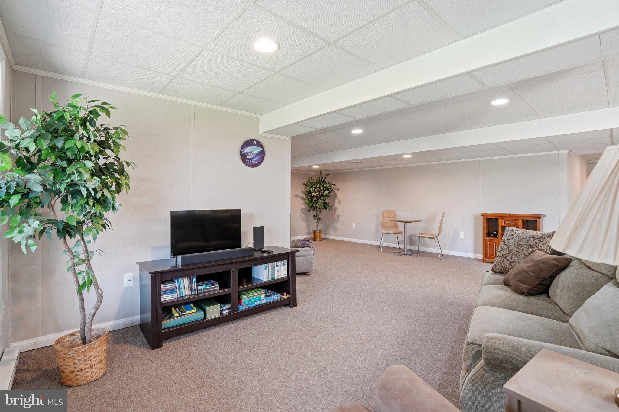 PENNS MEADOW - Residential