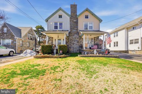 Townhouse For Sale - 104 Sycamore Road<br/> Delaware County, HAVERTOWN, PA 19083