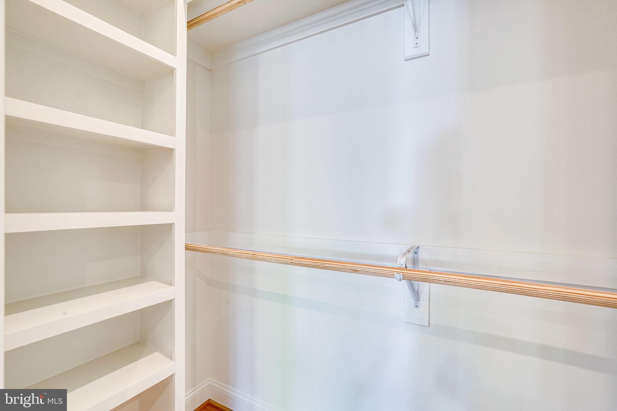 BROYHILL FOREST - Residential Lease