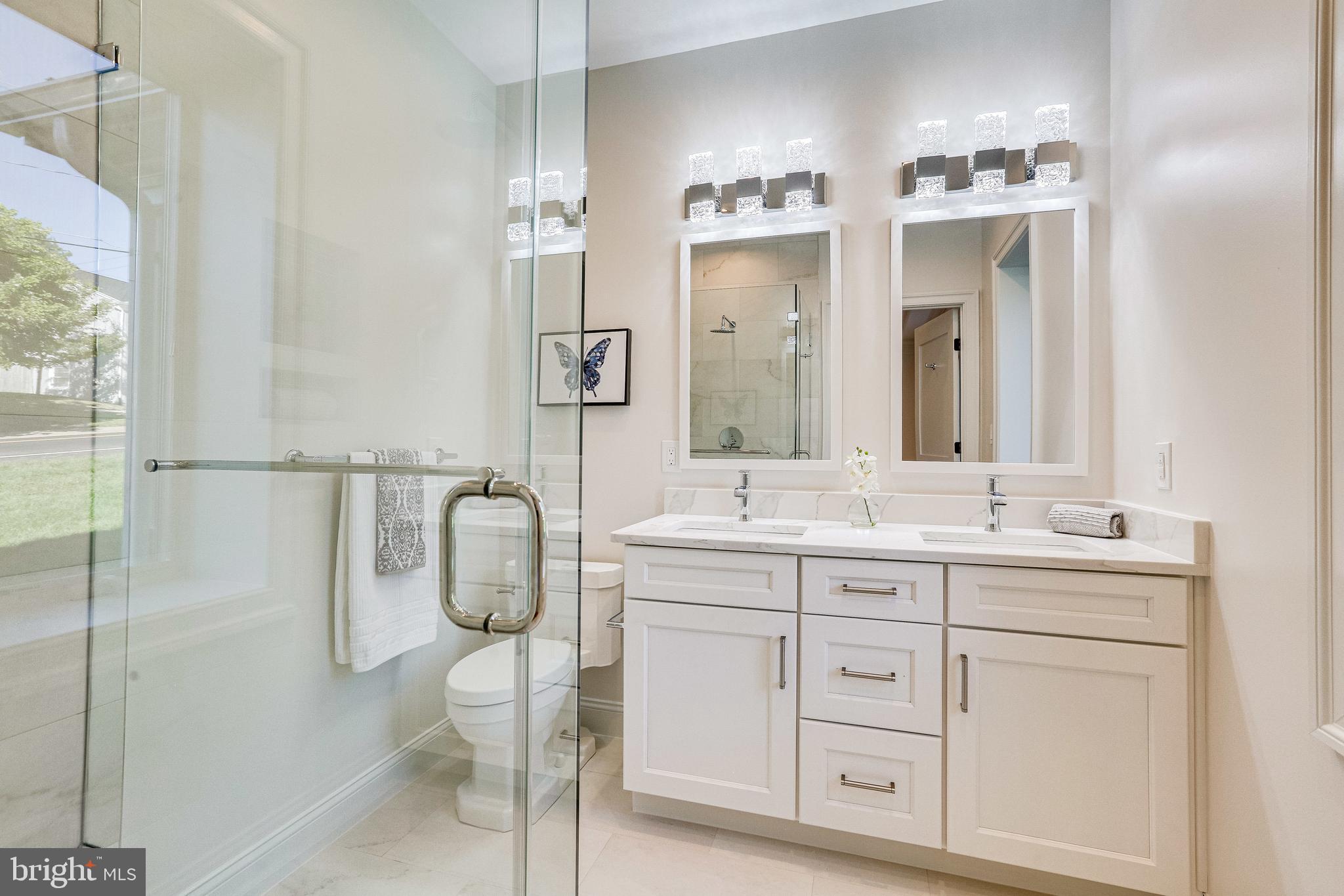 BROYHILL FOREST - Residential Lease