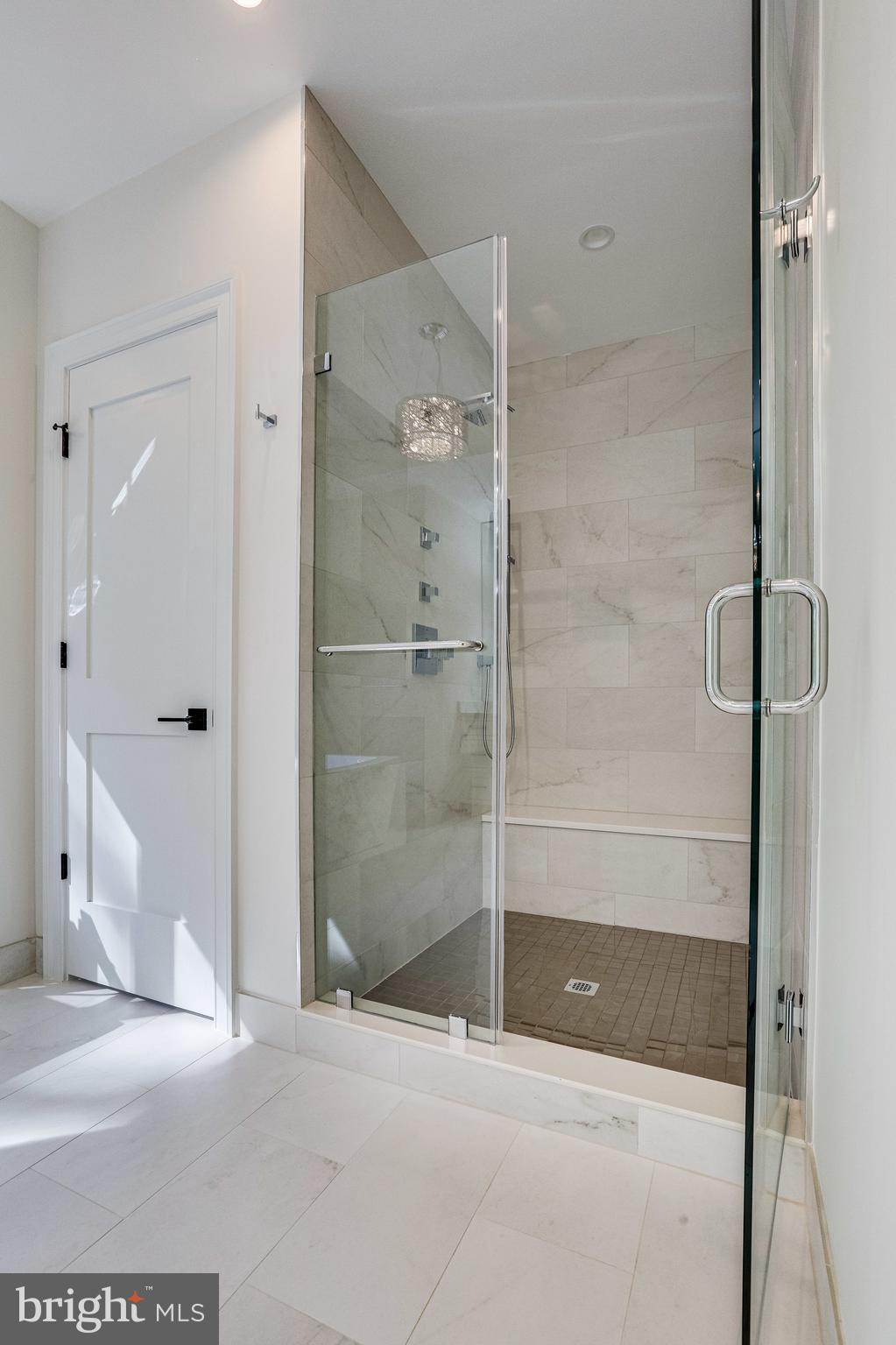 BROYHILL FOREST - Residential Lease