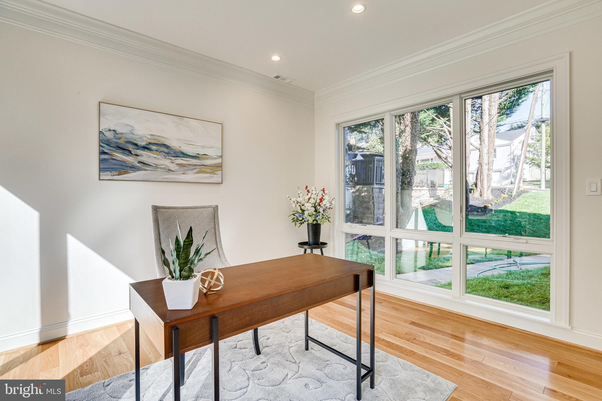 BROYHILL FOREST - Residential Lease