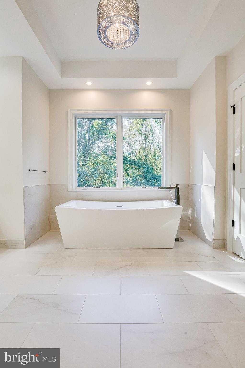 BROYHILL FOREST - Residential Lease