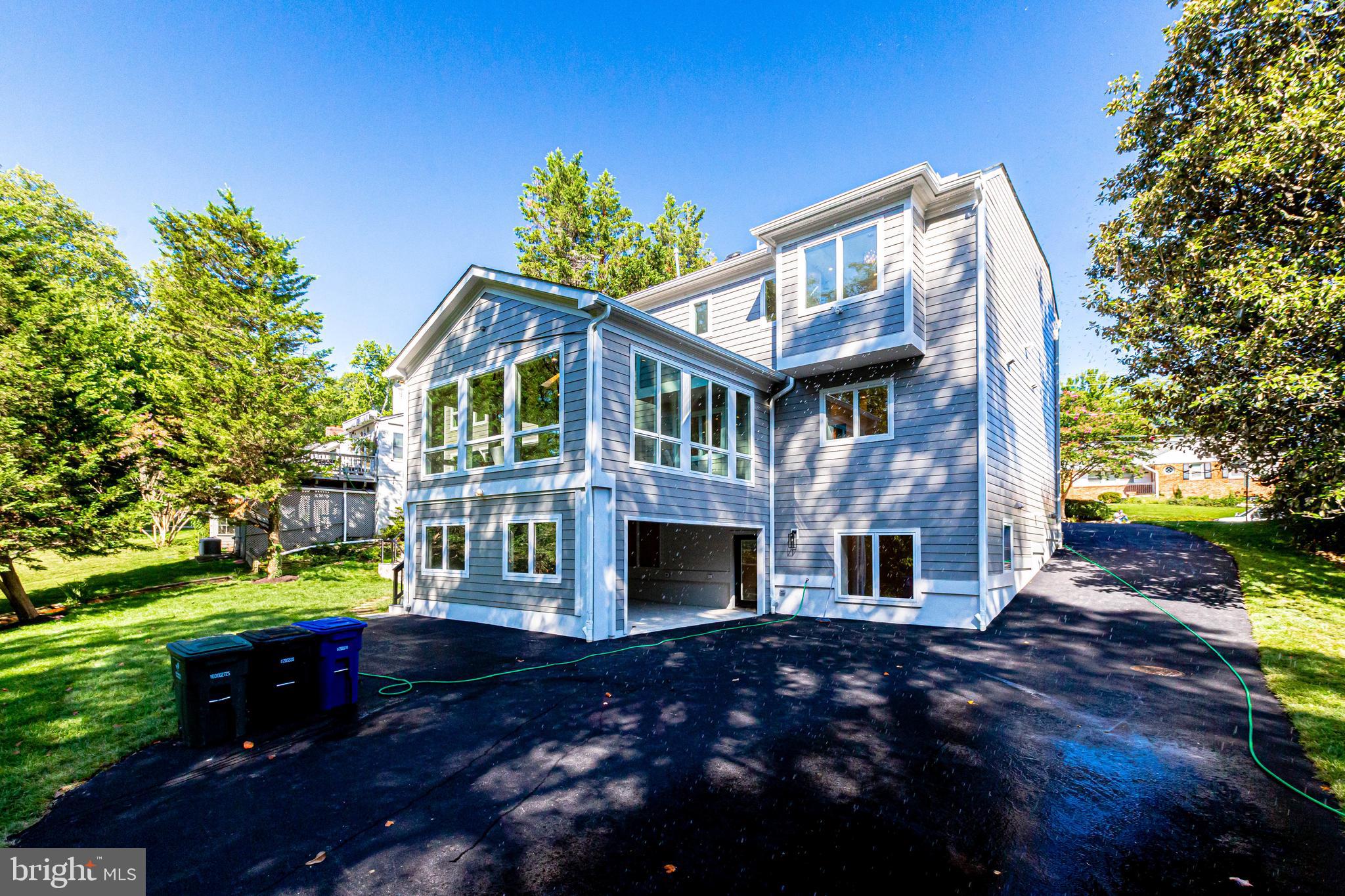 BROYHILL FOREST - Residential Lease