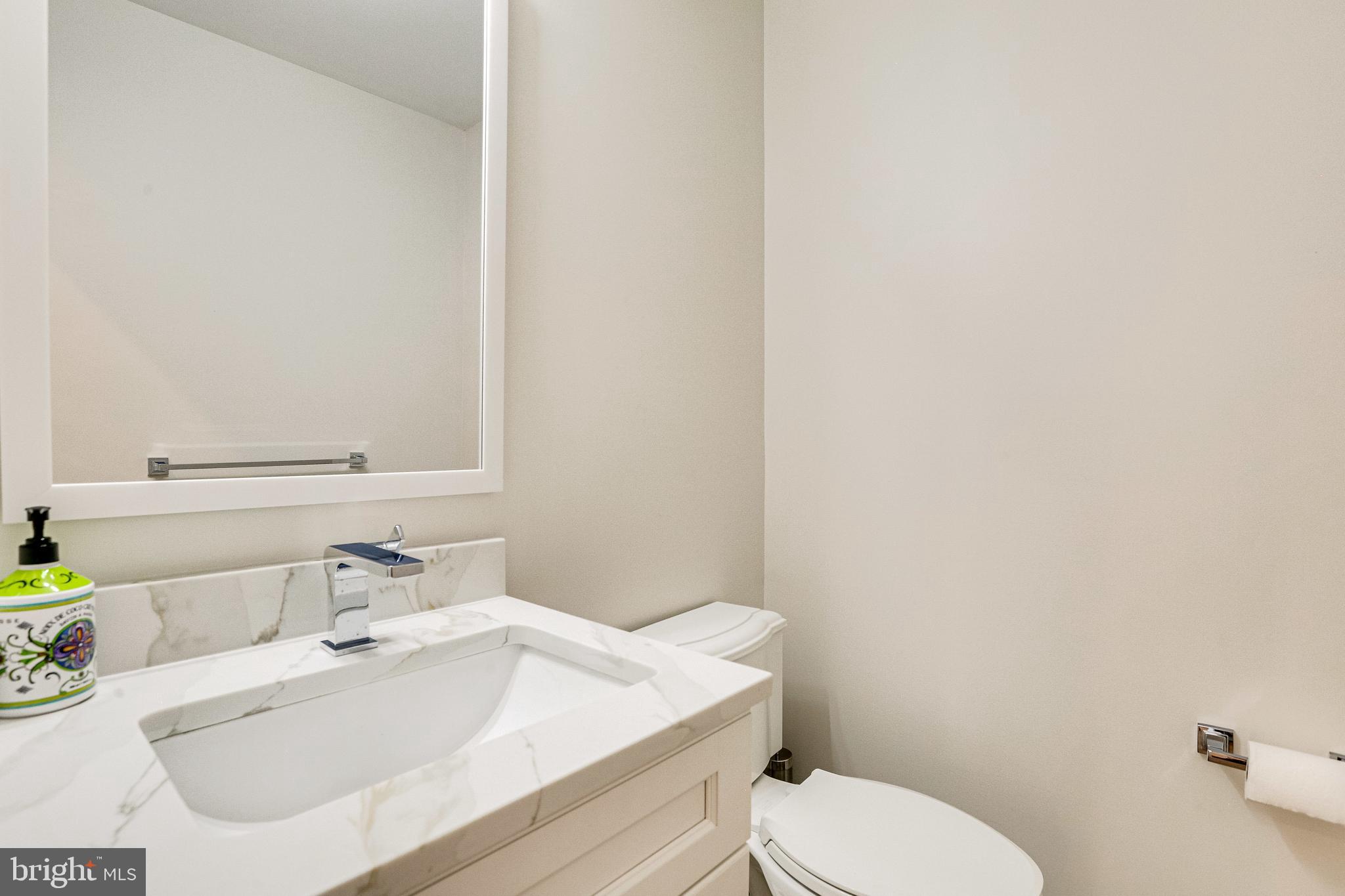 BROYHILL FOREST - Residential Lease