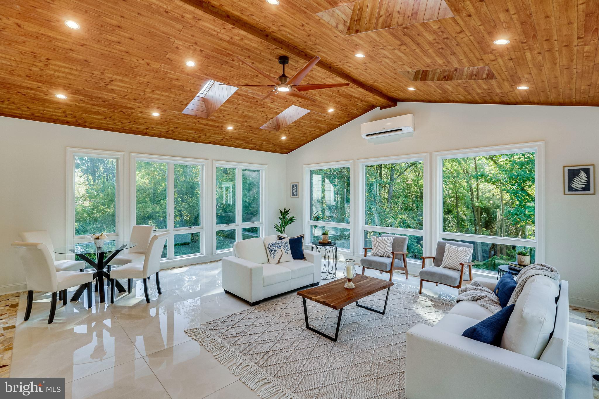 BROYHILL FOREST - Residential Lease