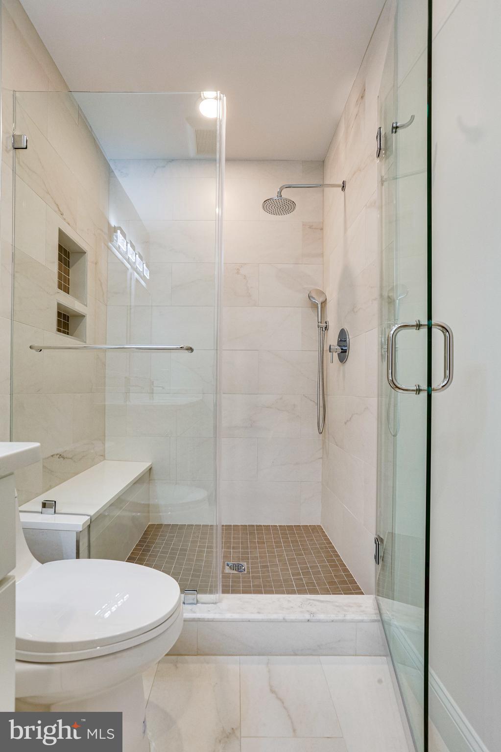 BROYHILL FOREST - Residential Lease