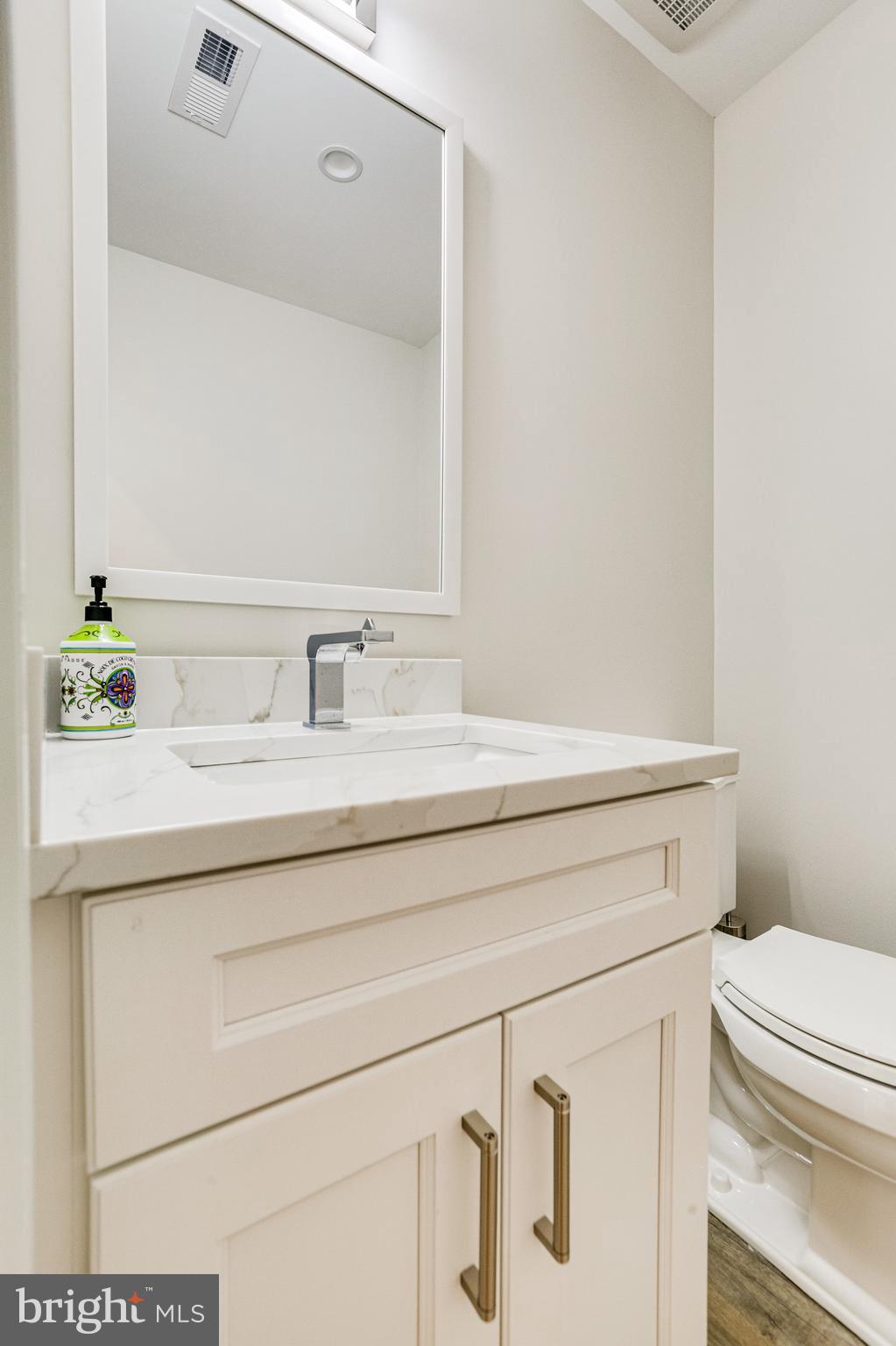 BROYHILL FOREST - Residential Lease