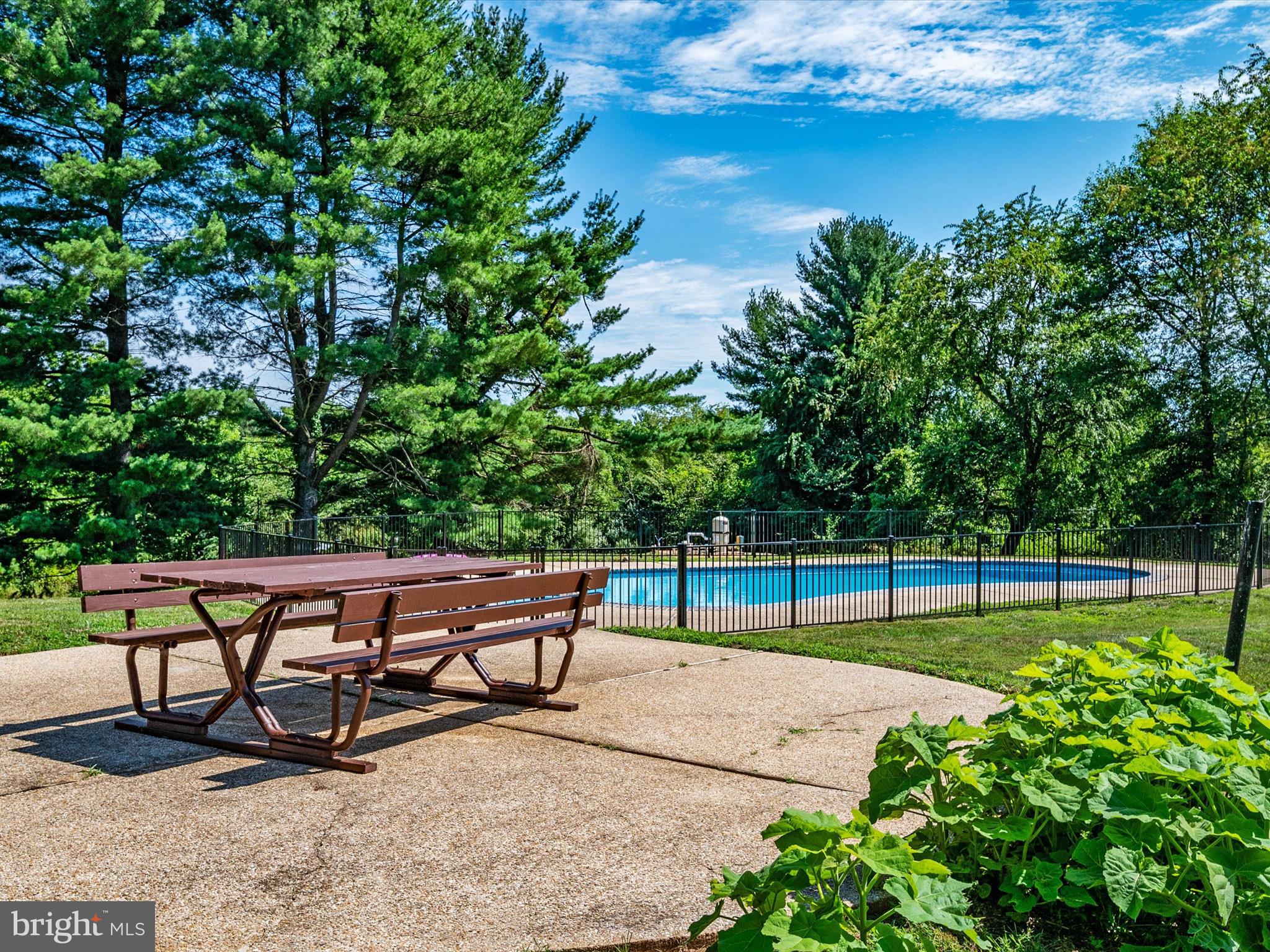 WOODMARK - Residential