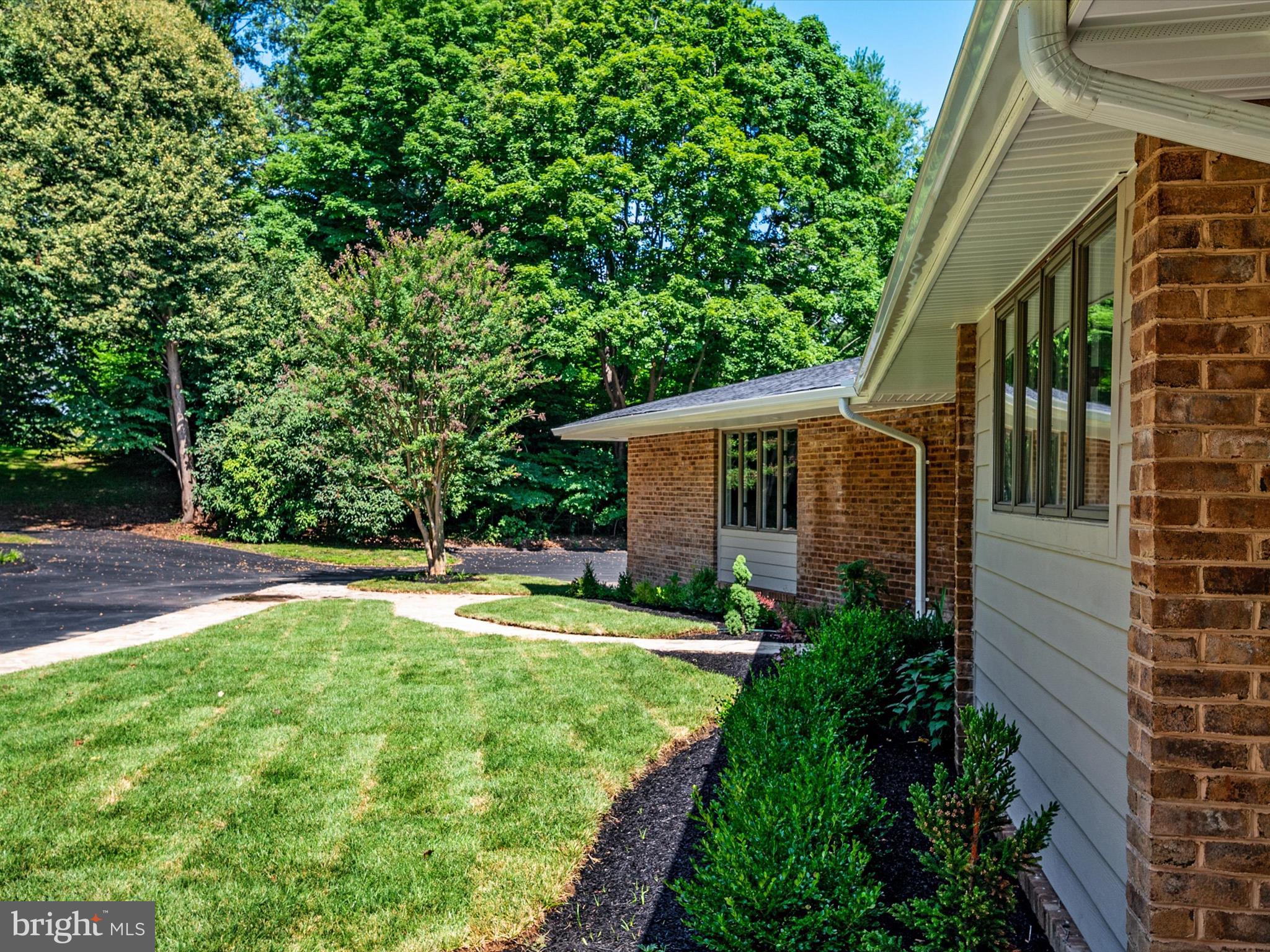 WOODMARK - Residential