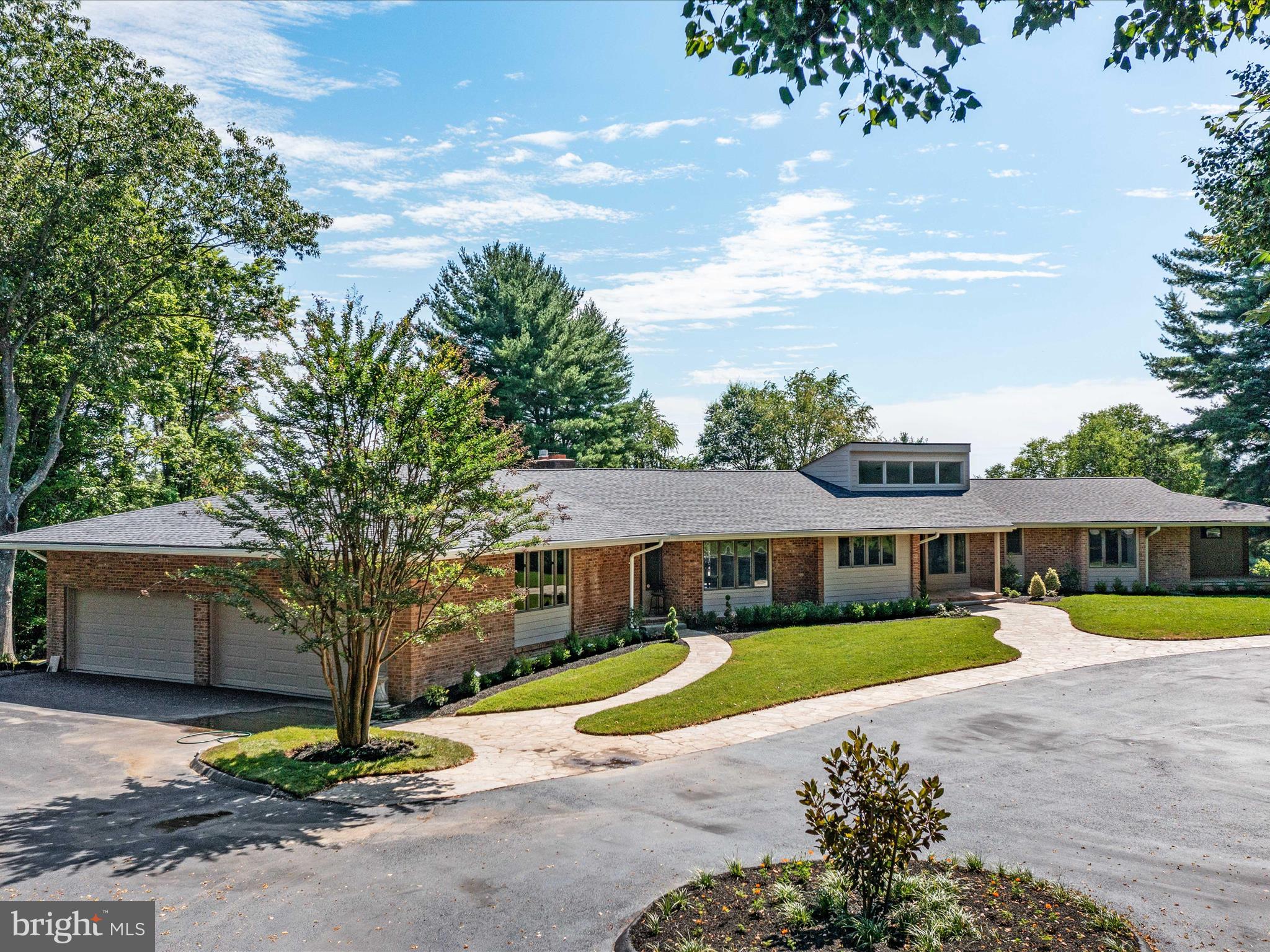 WOODMARK - Residential