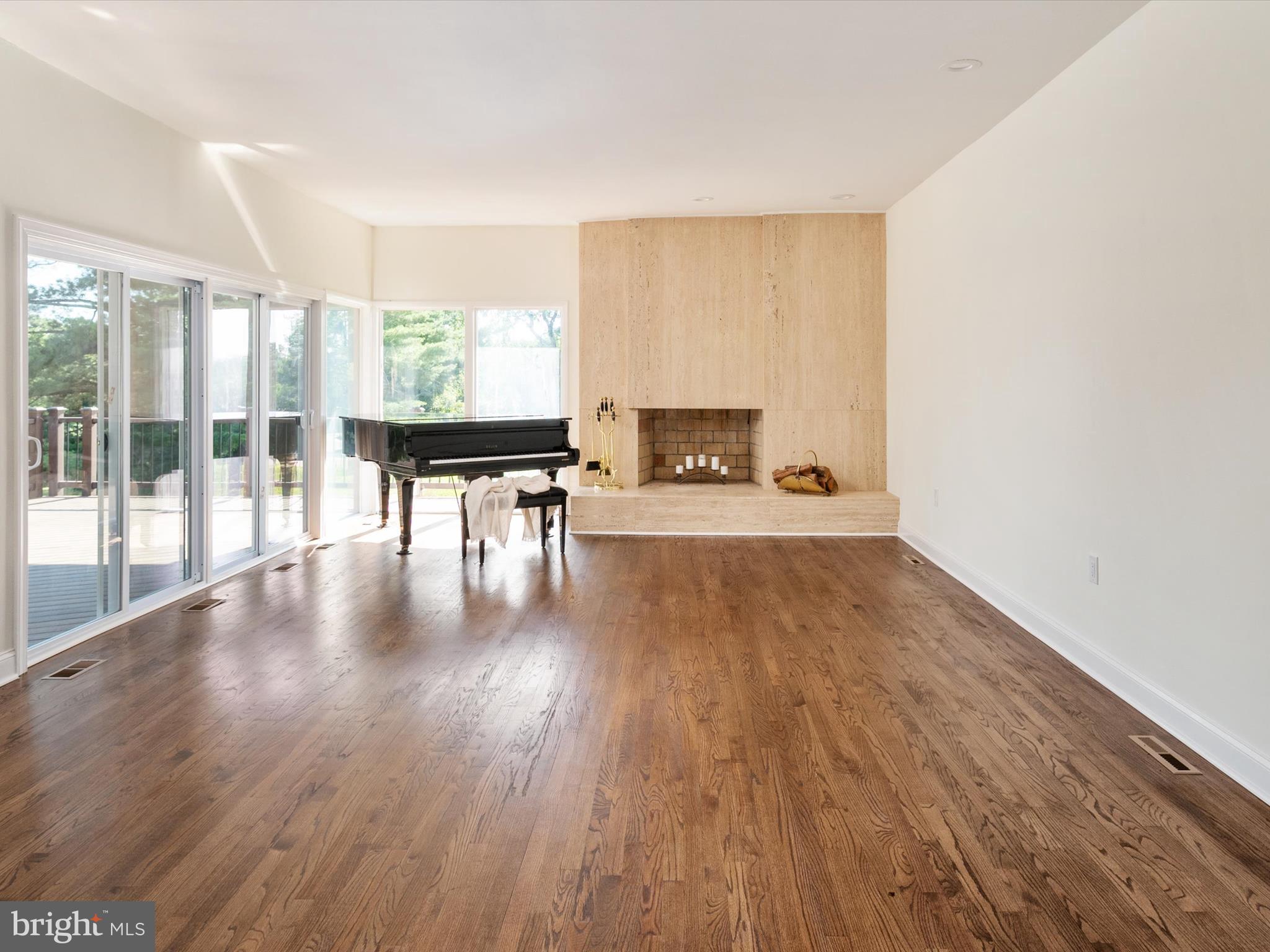 WOODMARK - Residential