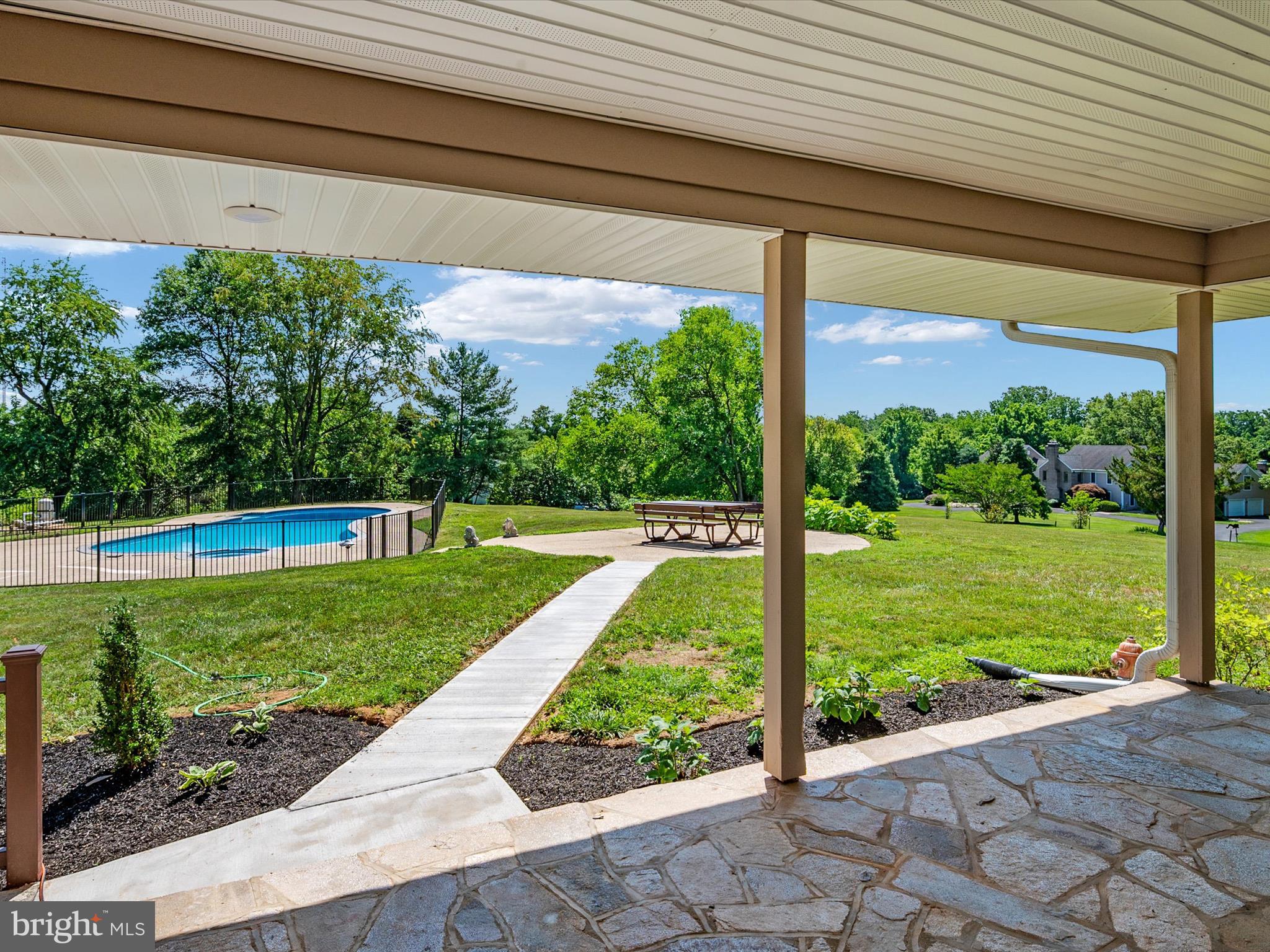 WOODMARK - Residential