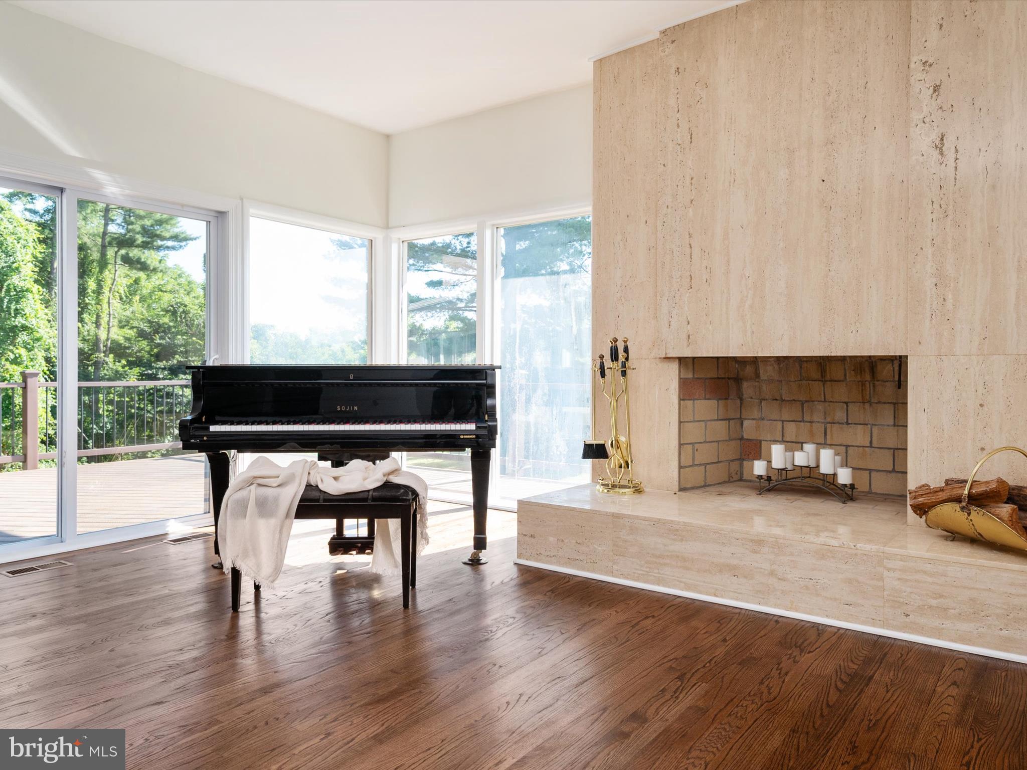 WOODMARK - Residential