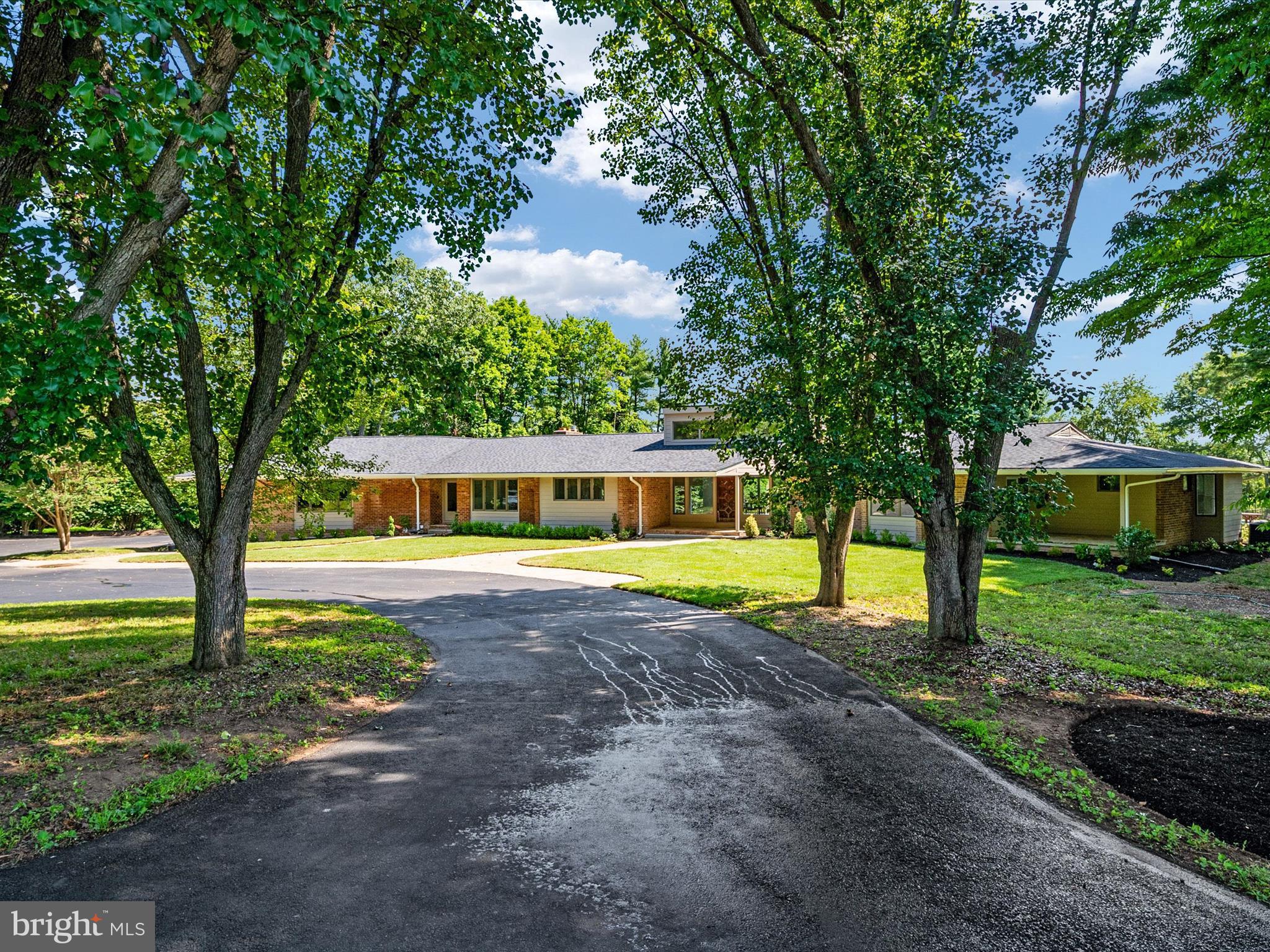 WOODMARK - Residential