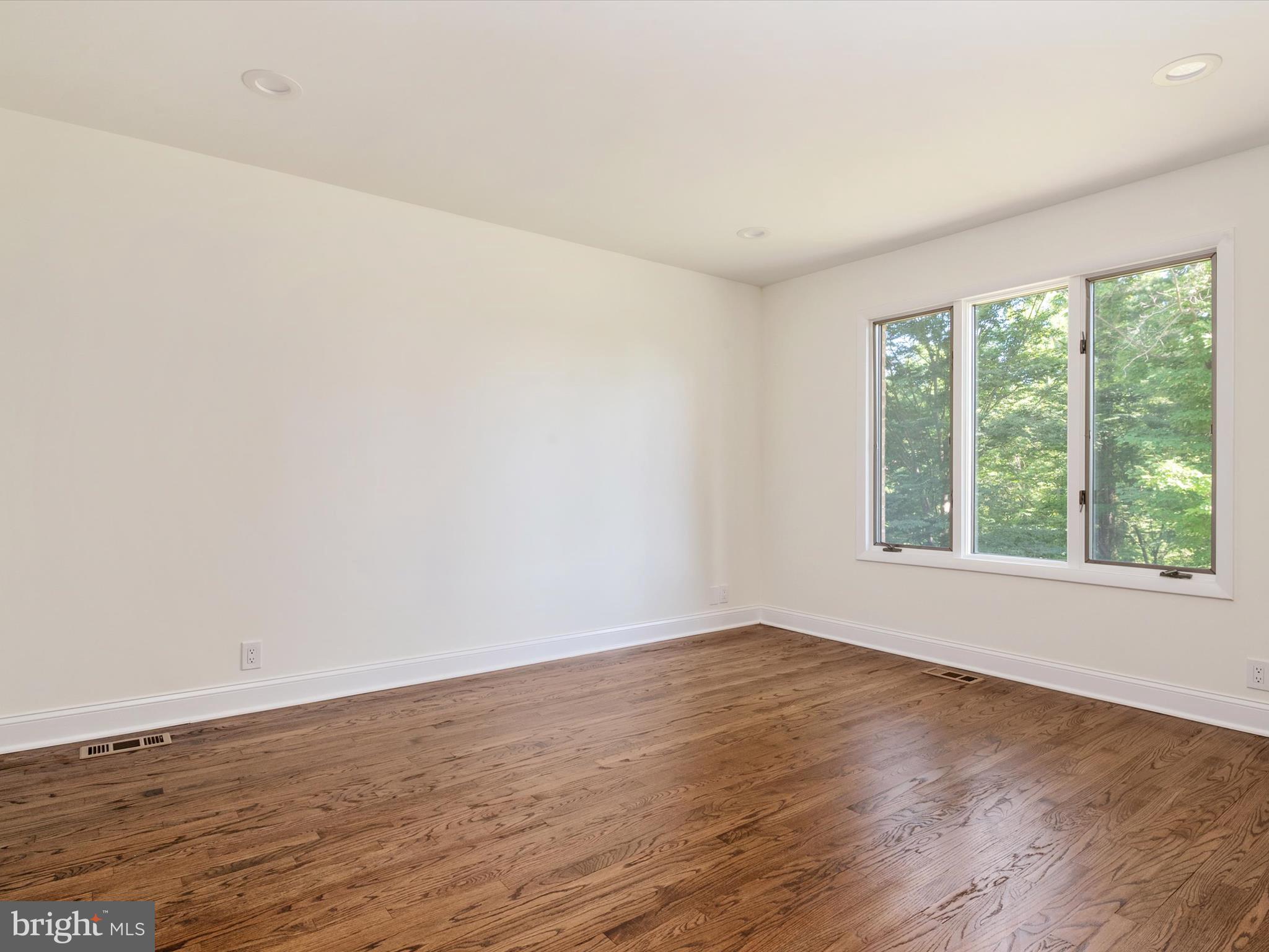 WOODMARK - Residential