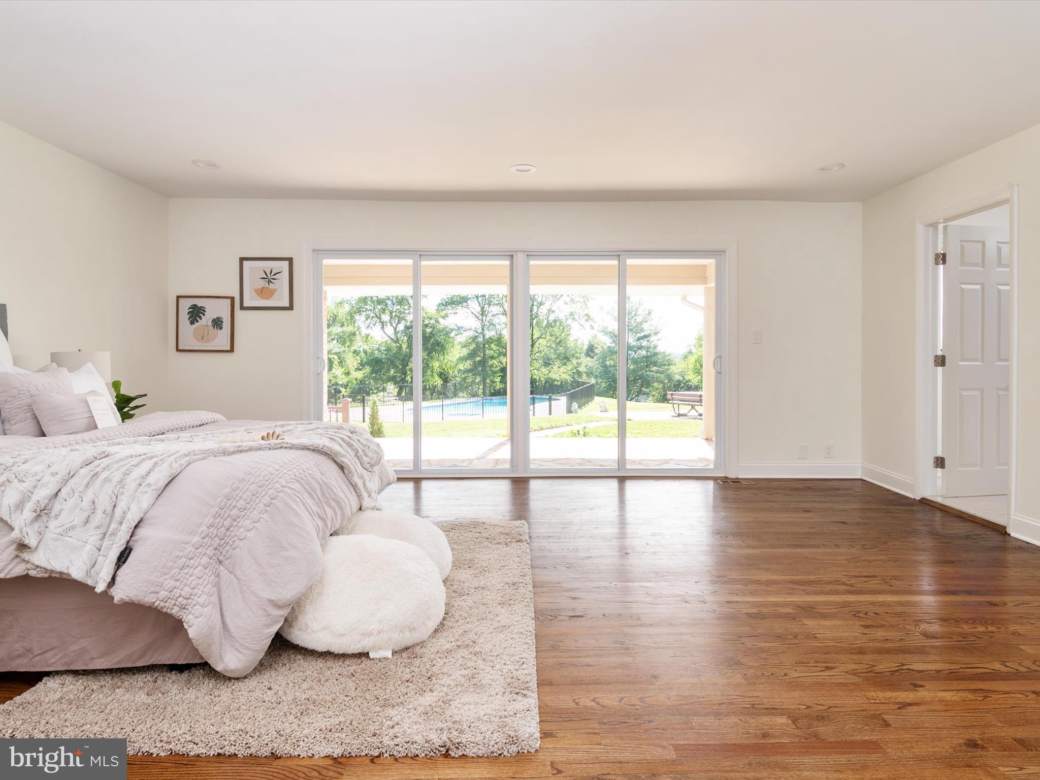 WOODMARK - Residential