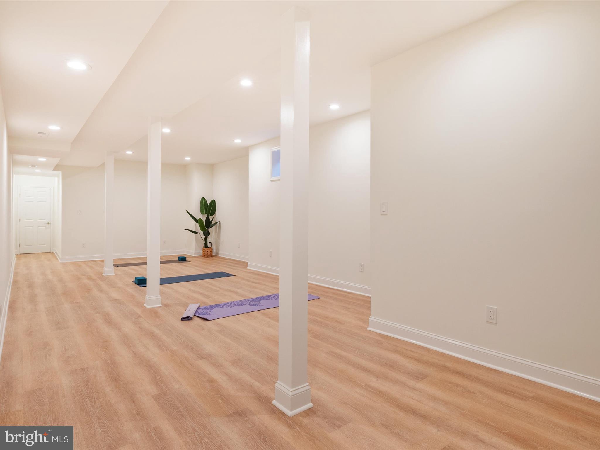 WOODMARK - Residential