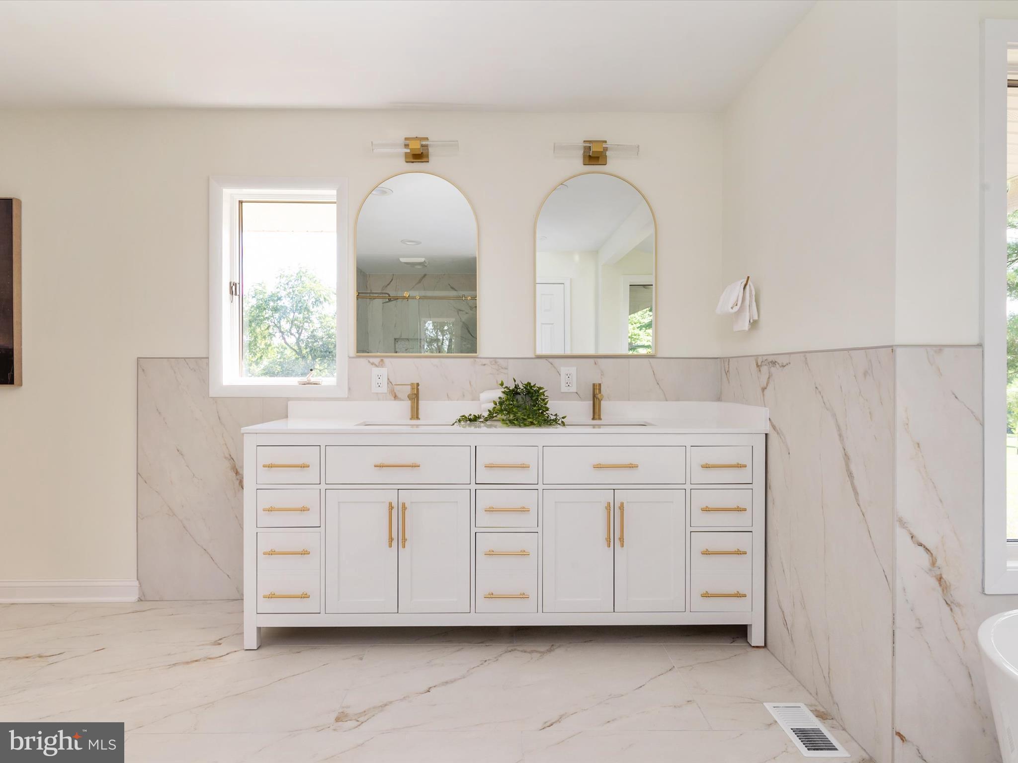 WOODMARK - Residential