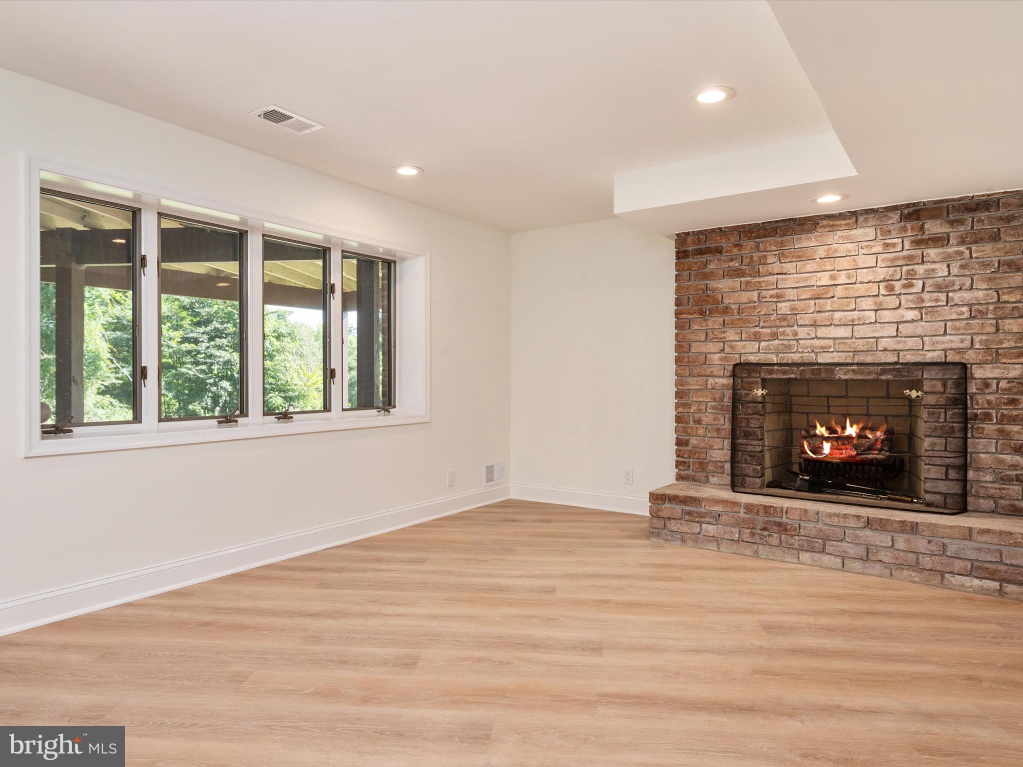 WOODMARK - Residential