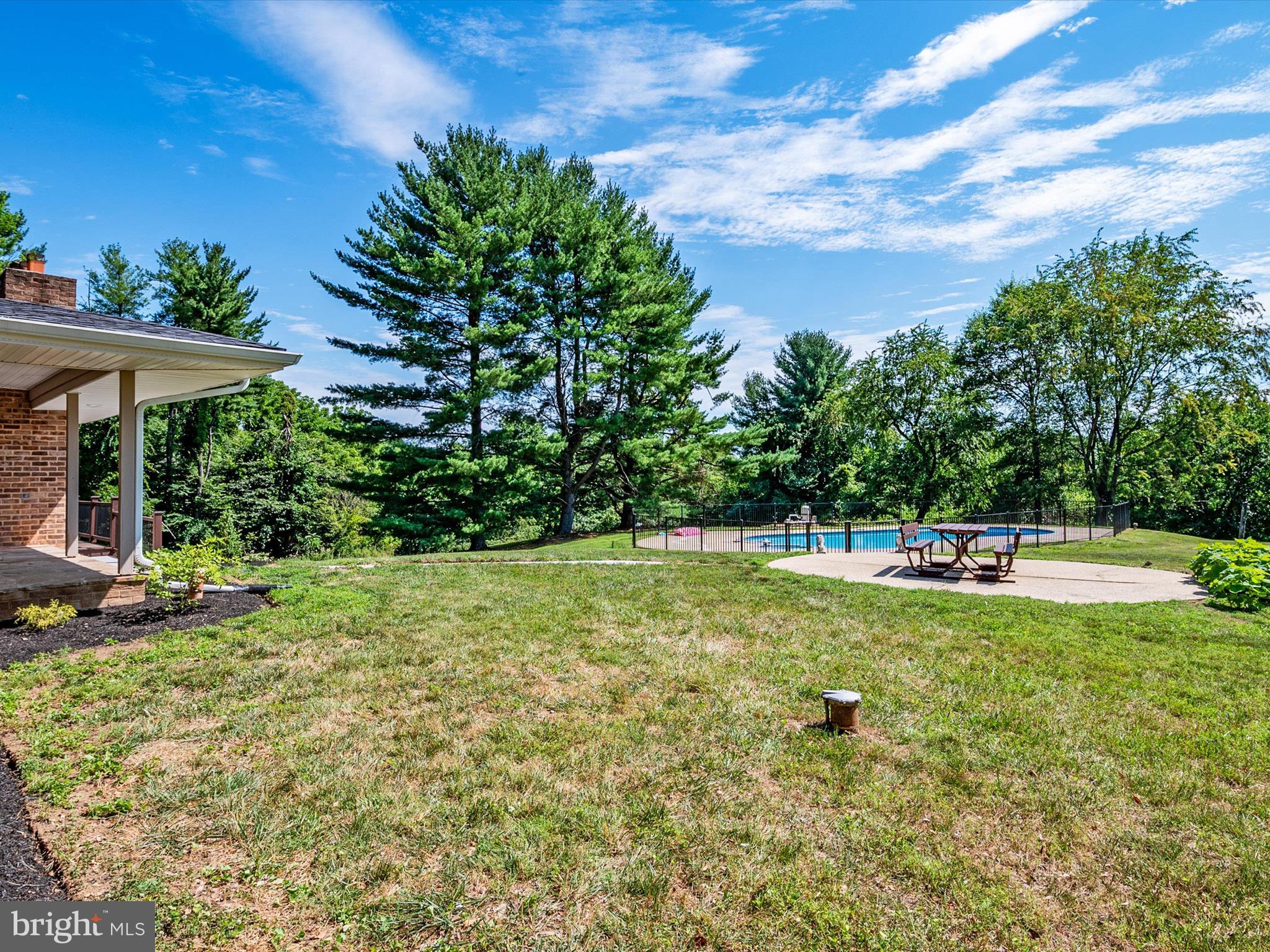 WOODMARK - Residential